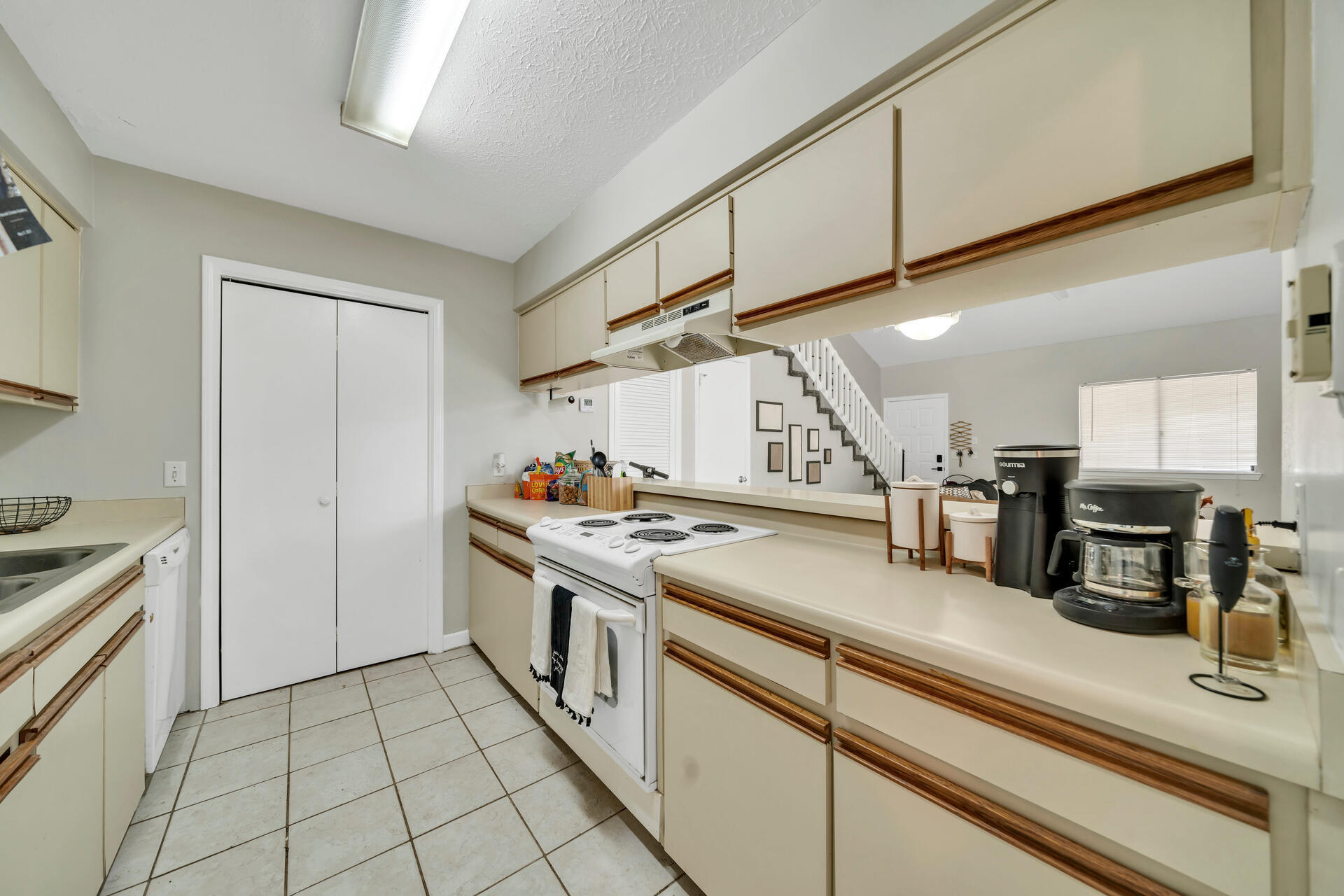 6510 N Lagoon Drive