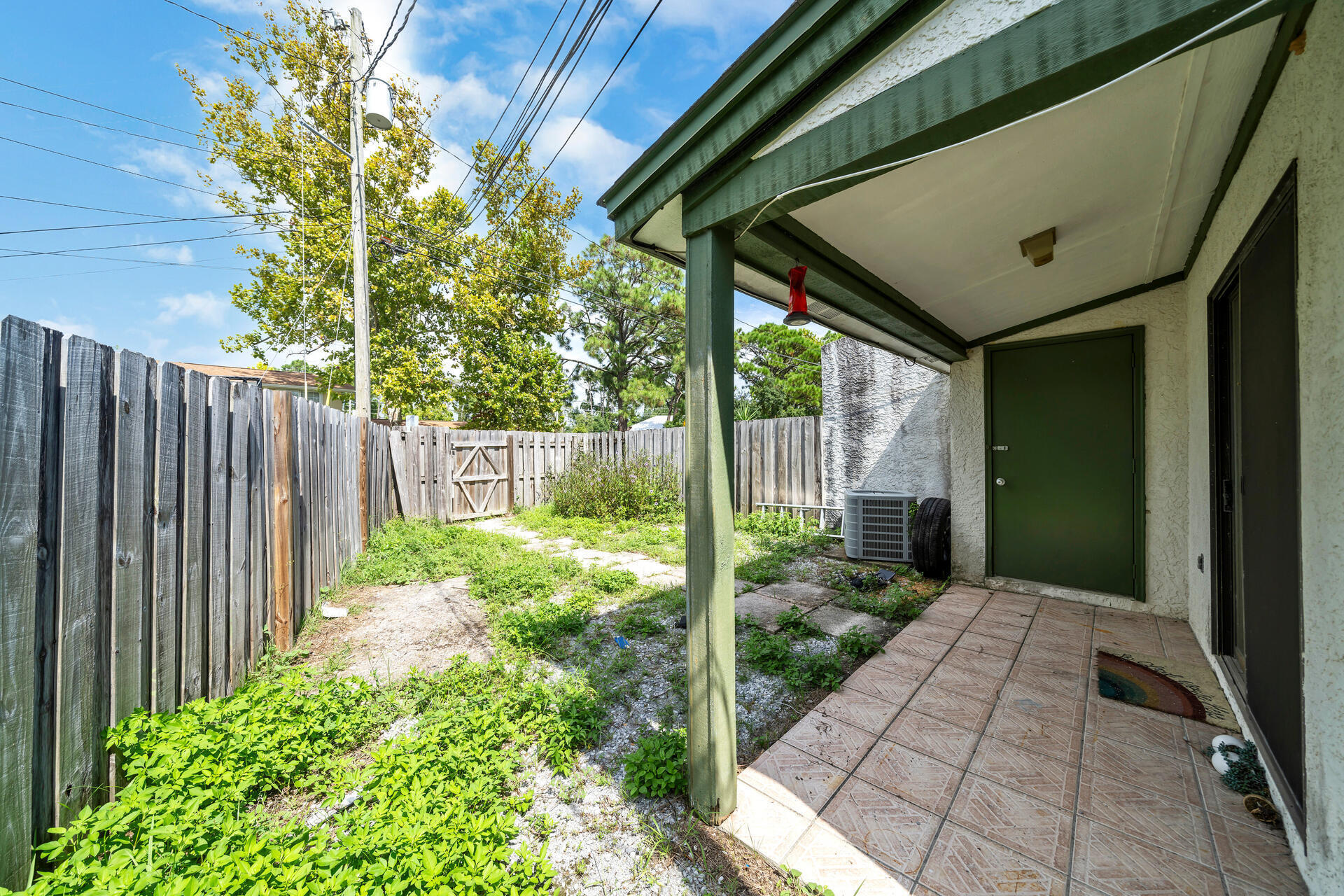 6510 N Lagoon Drive