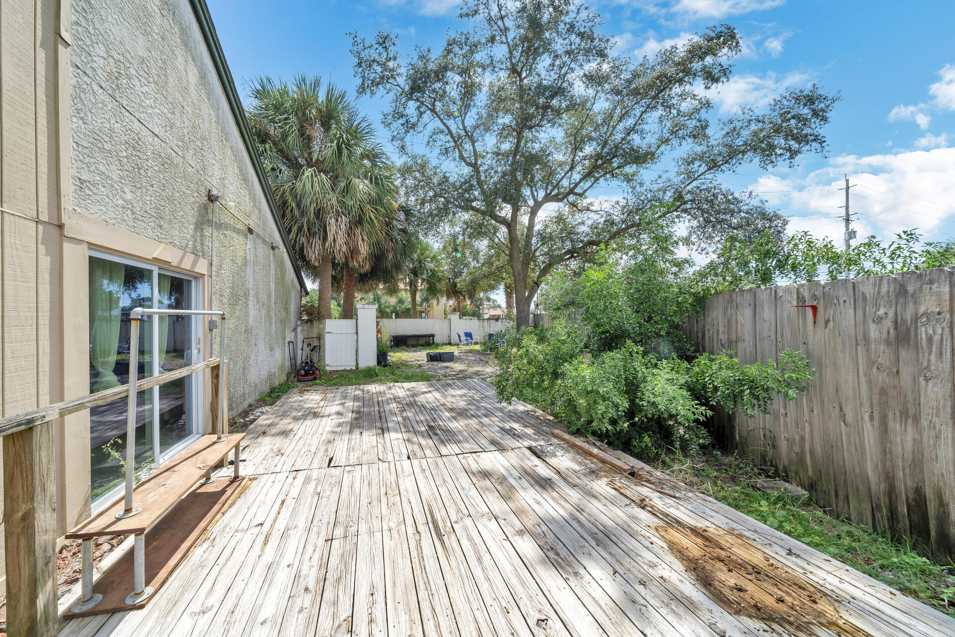 6510 N Lagoon Drive