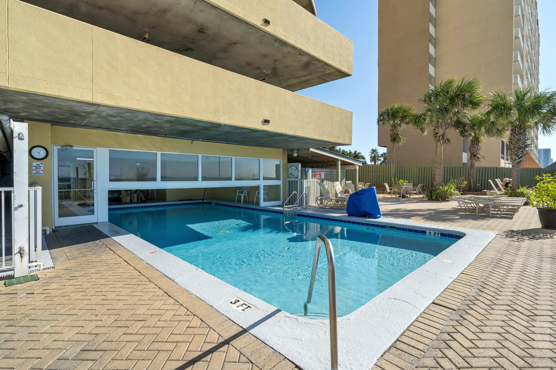 17545 Front Beach Road, 1205