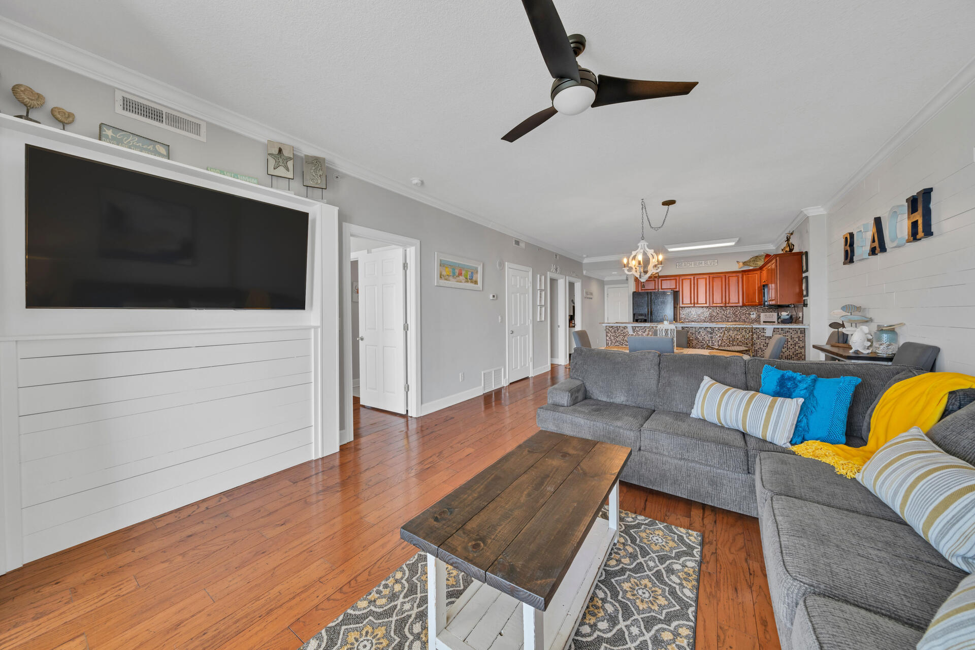 17545 Front Beach Road, 1205