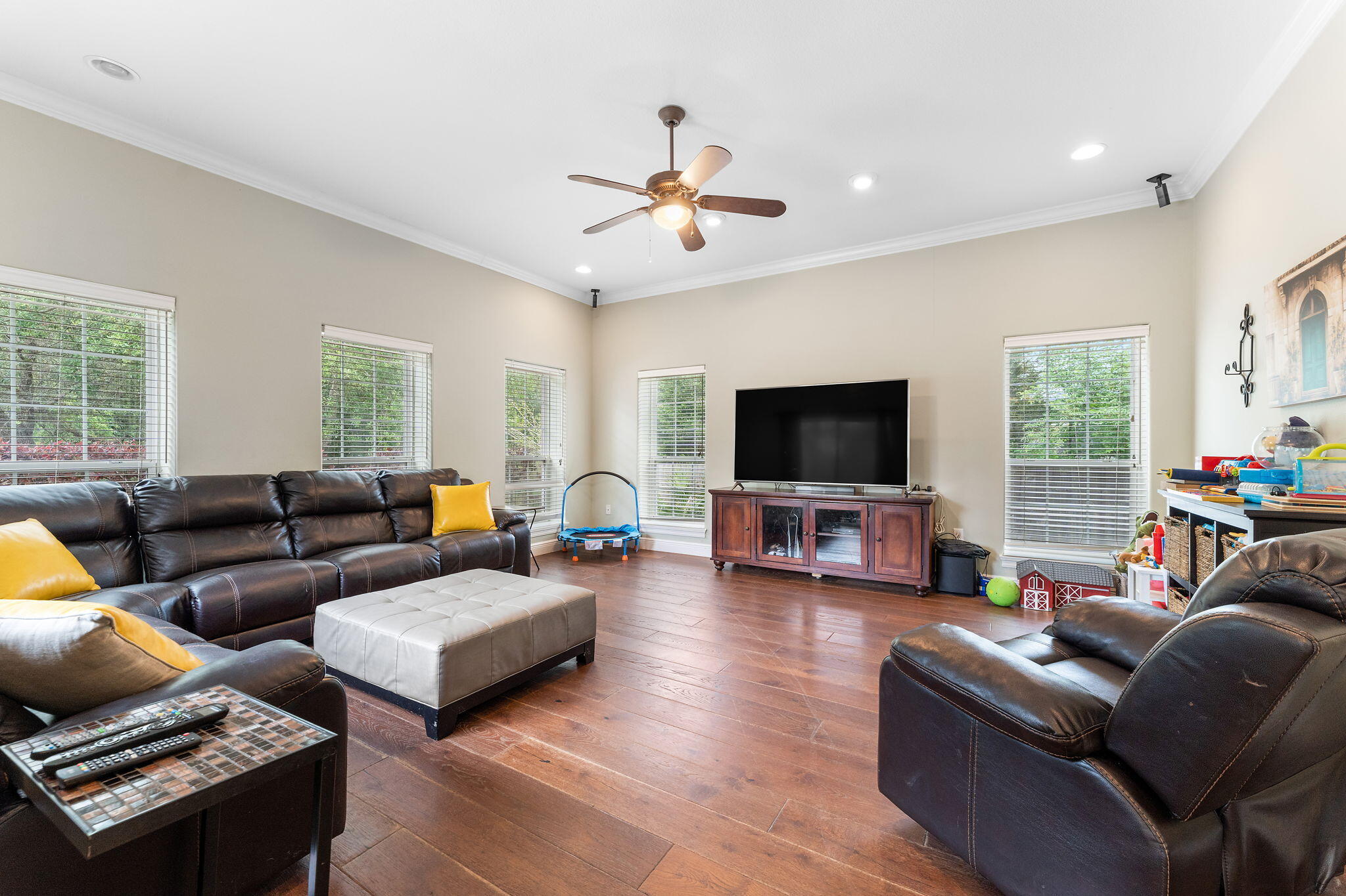 2649 Bob White Circle
