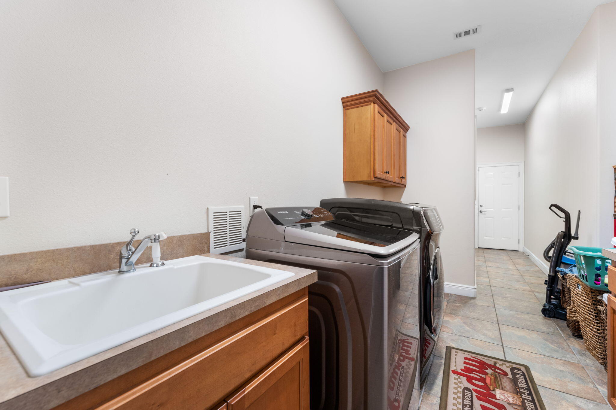 2649 Bob White Circle