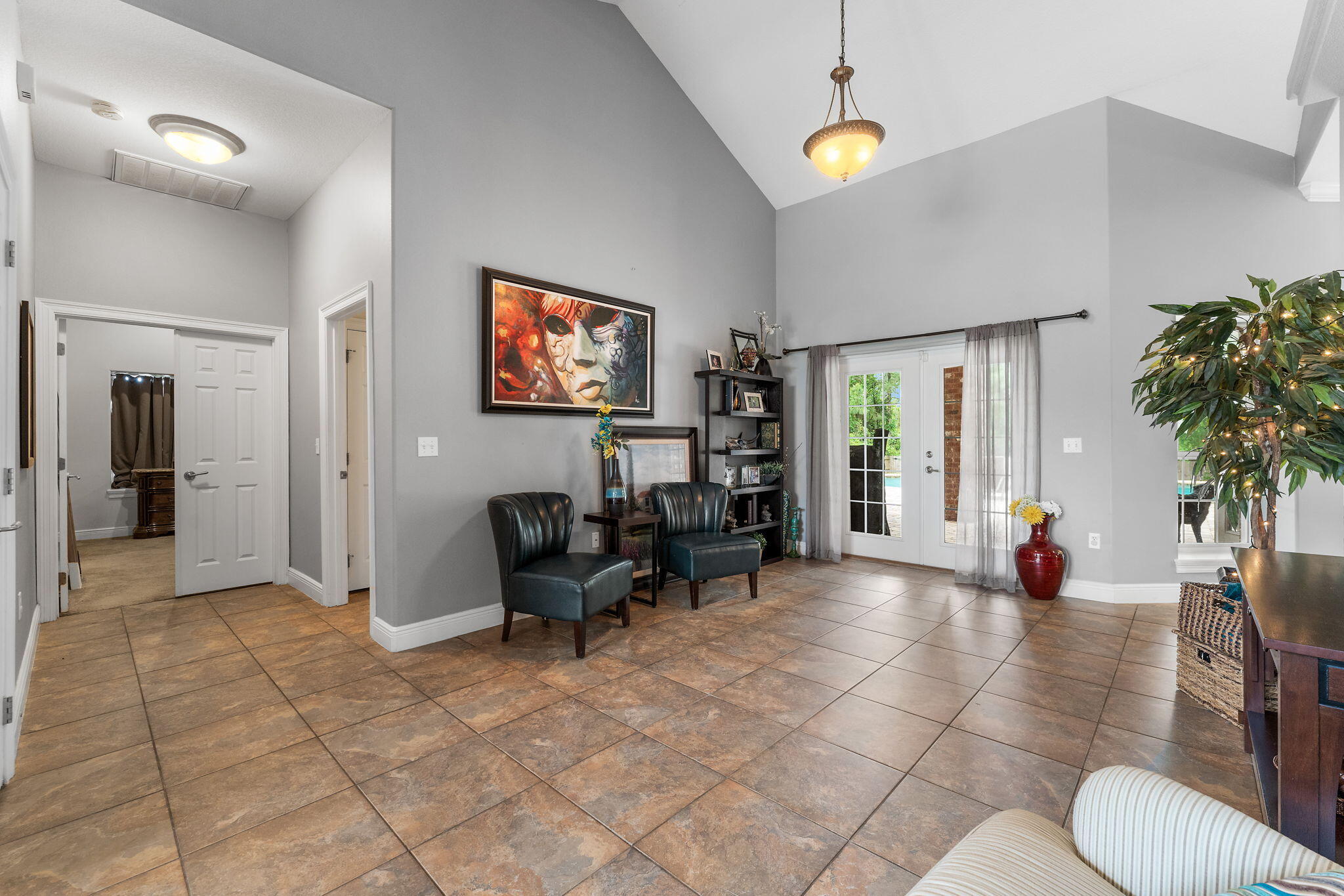 2649 Bob White Circle