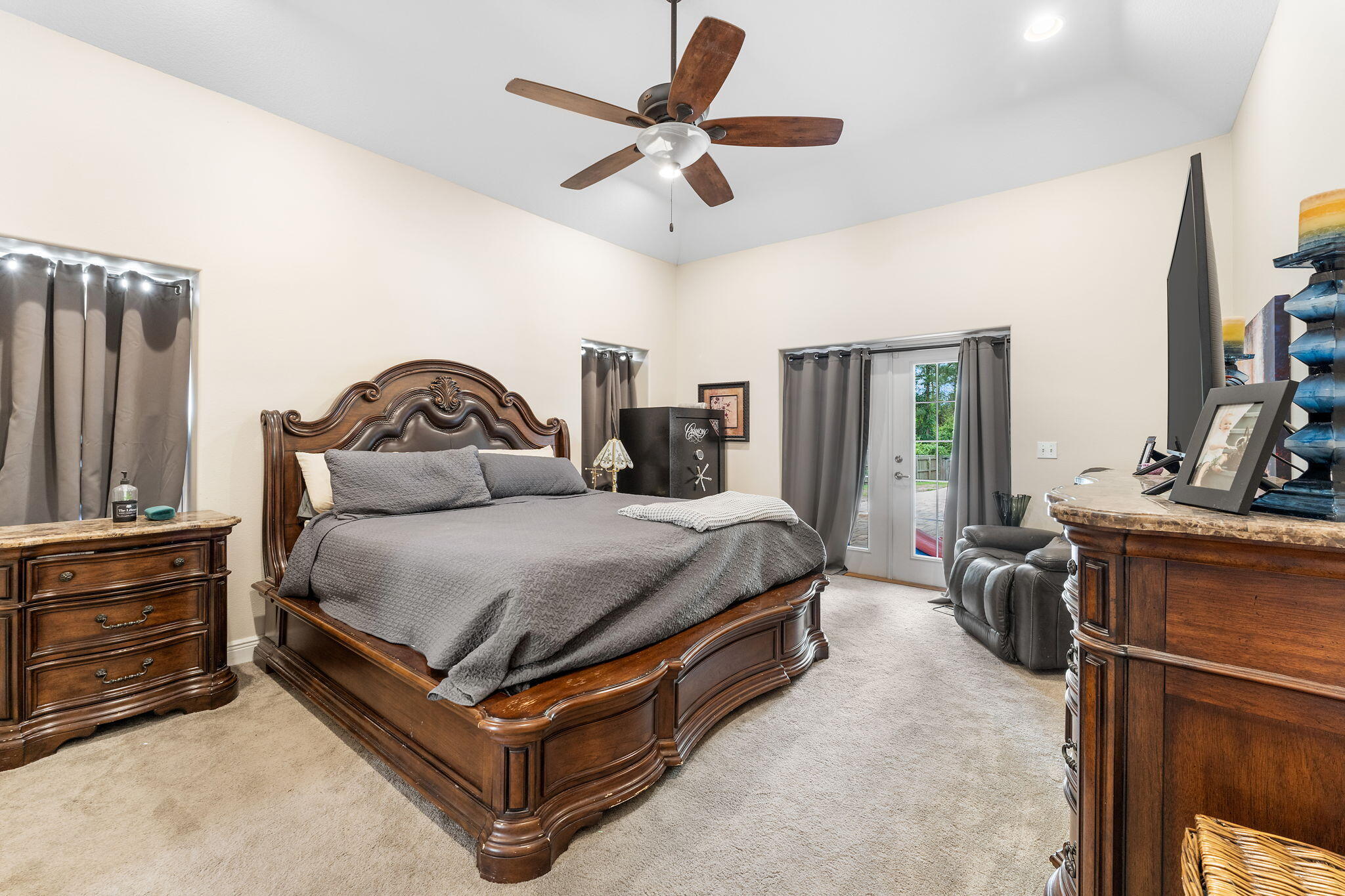 2649 Bob White Circle