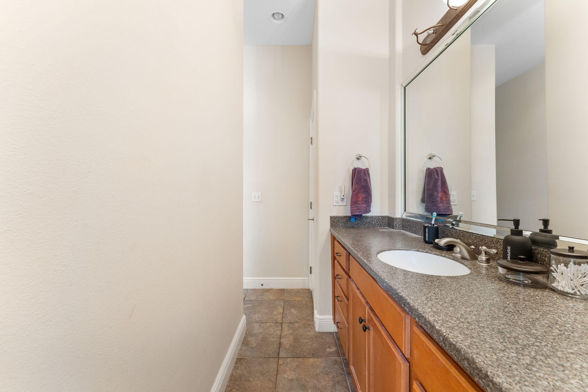 2649 Bob White Circle