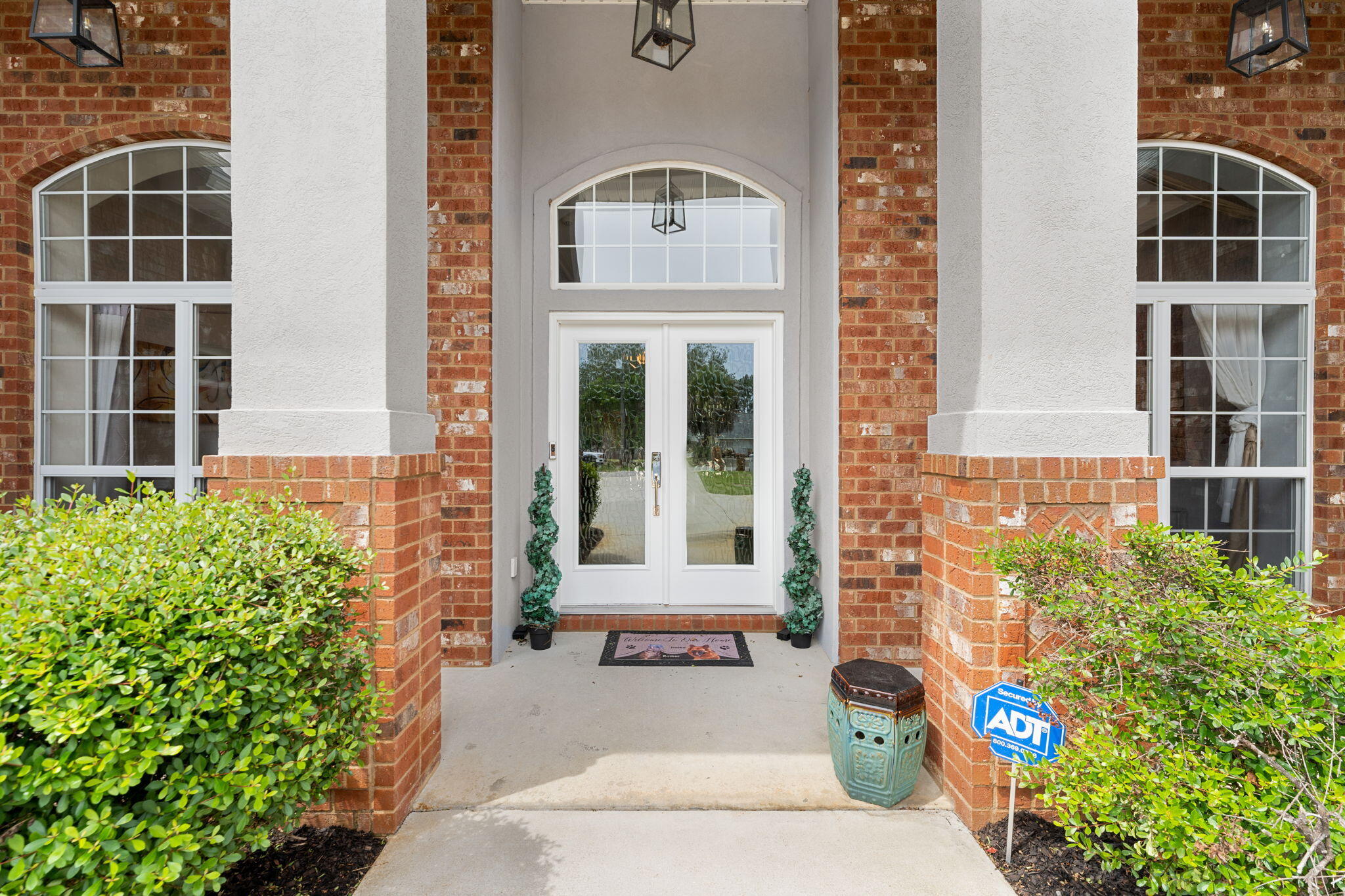 2649 Bob White Circle