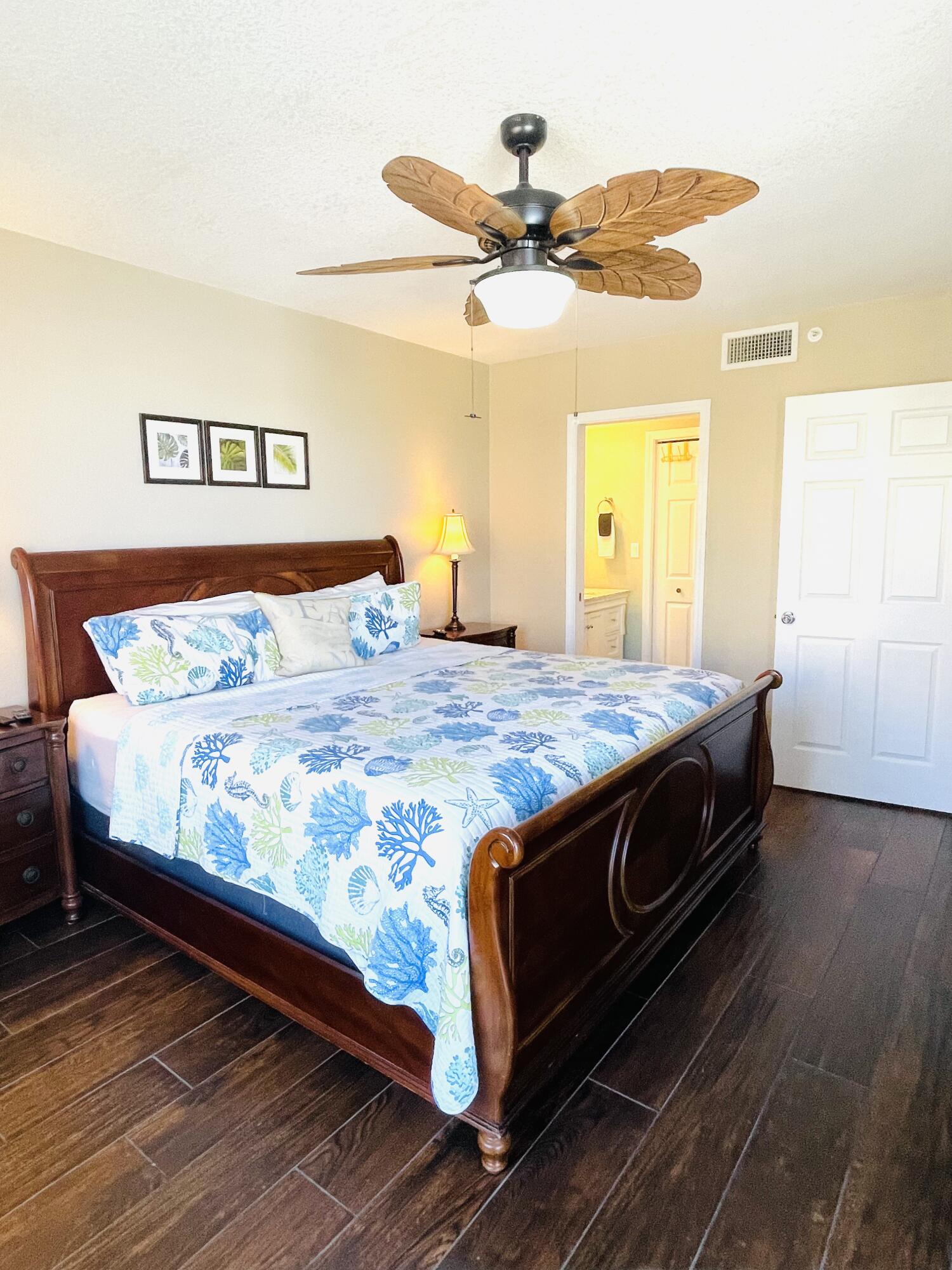 520 Santa Rosa Boulevard, 418