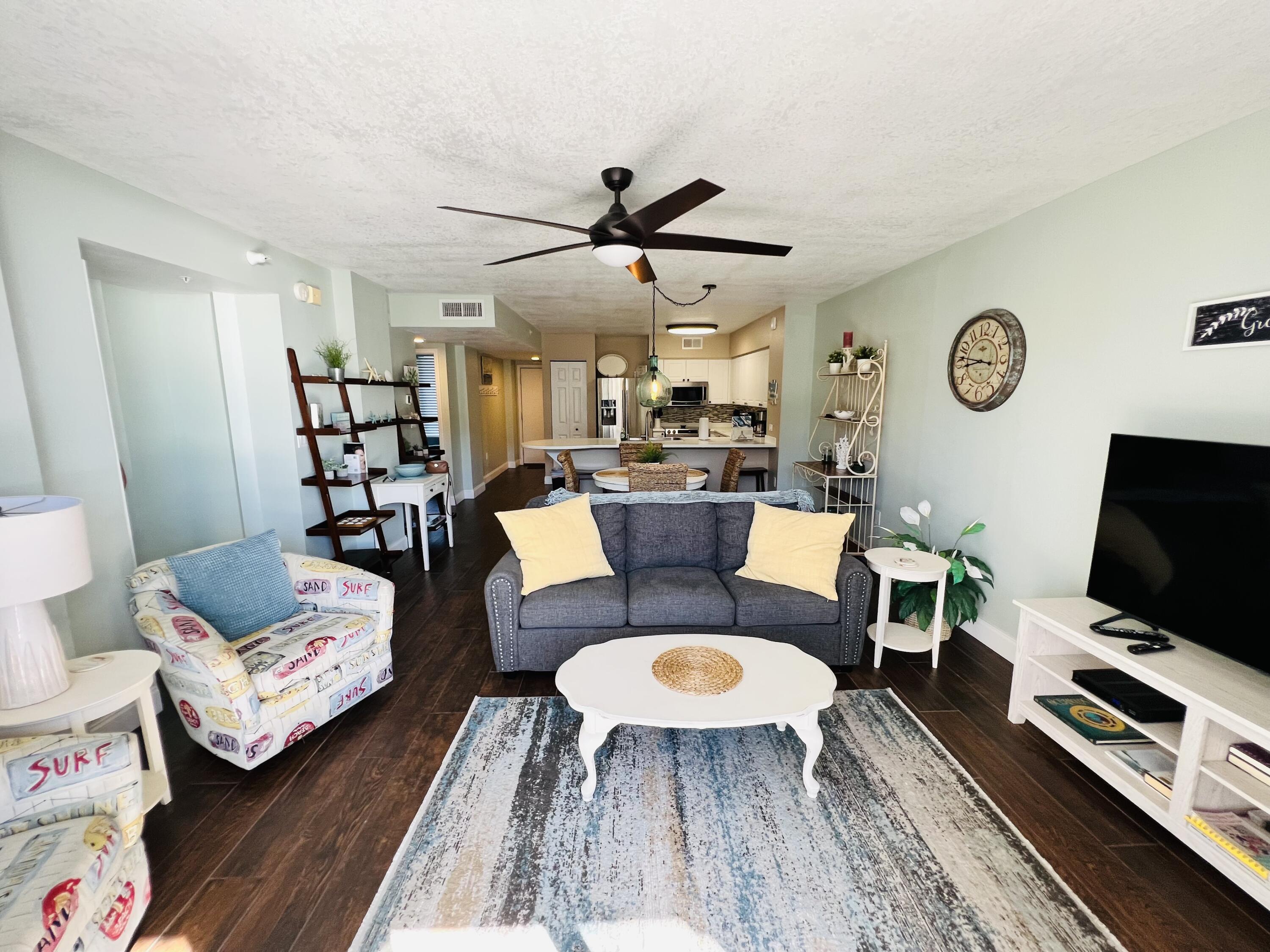 520 Santa Rosa Boulevard, 418