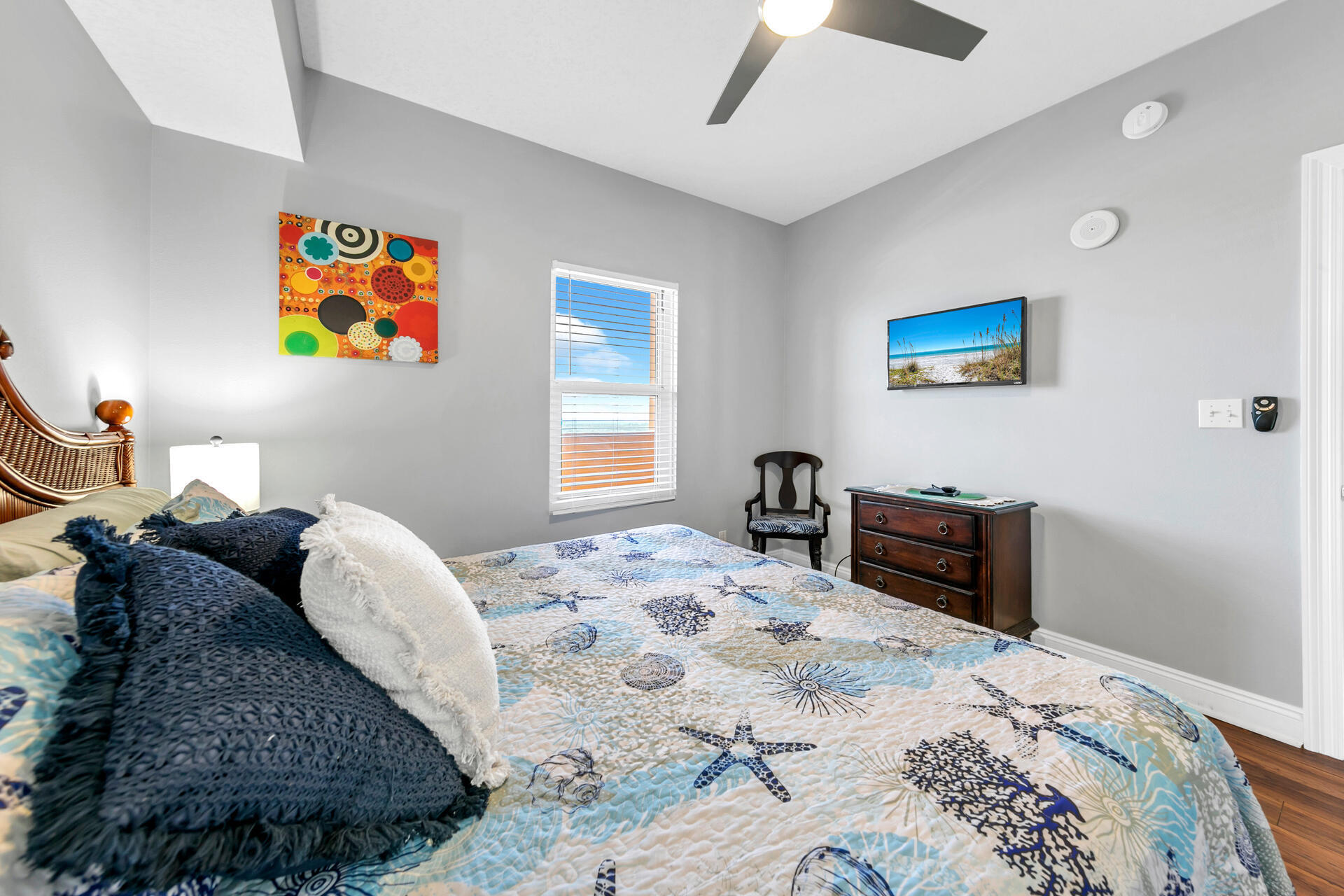 15817 Front Beach Road, 2-2101