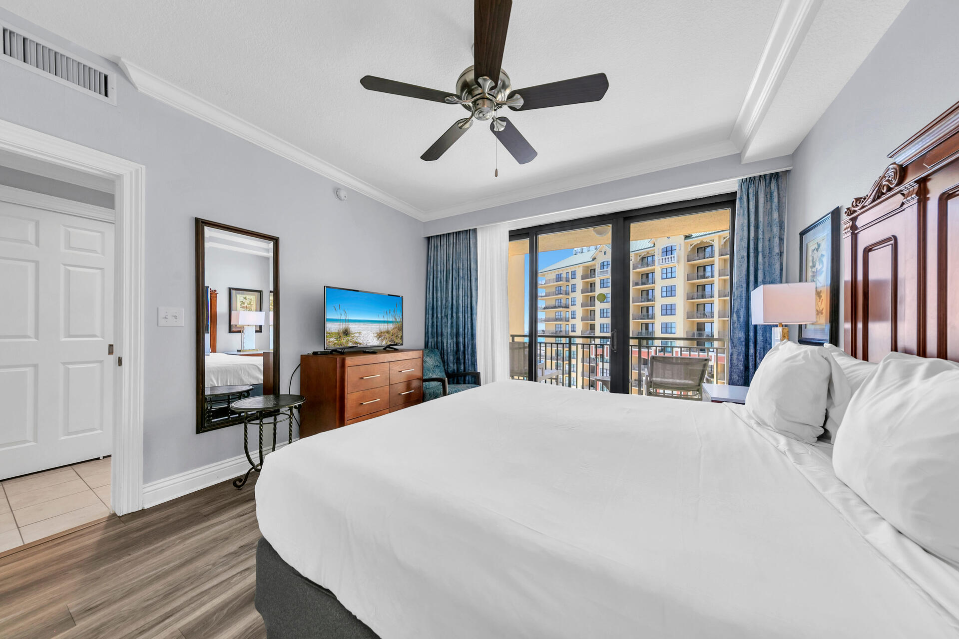 10 Harbor Boulevard, E903A