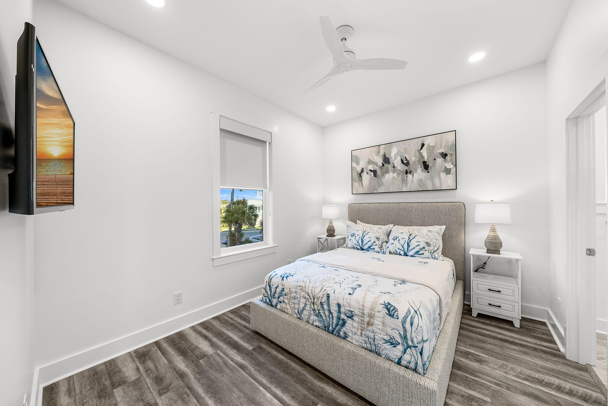 8711 Surf Drive