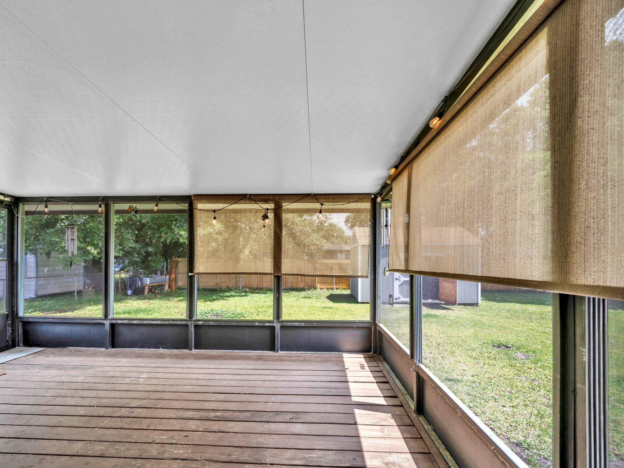 141 NW Rainbow Drive