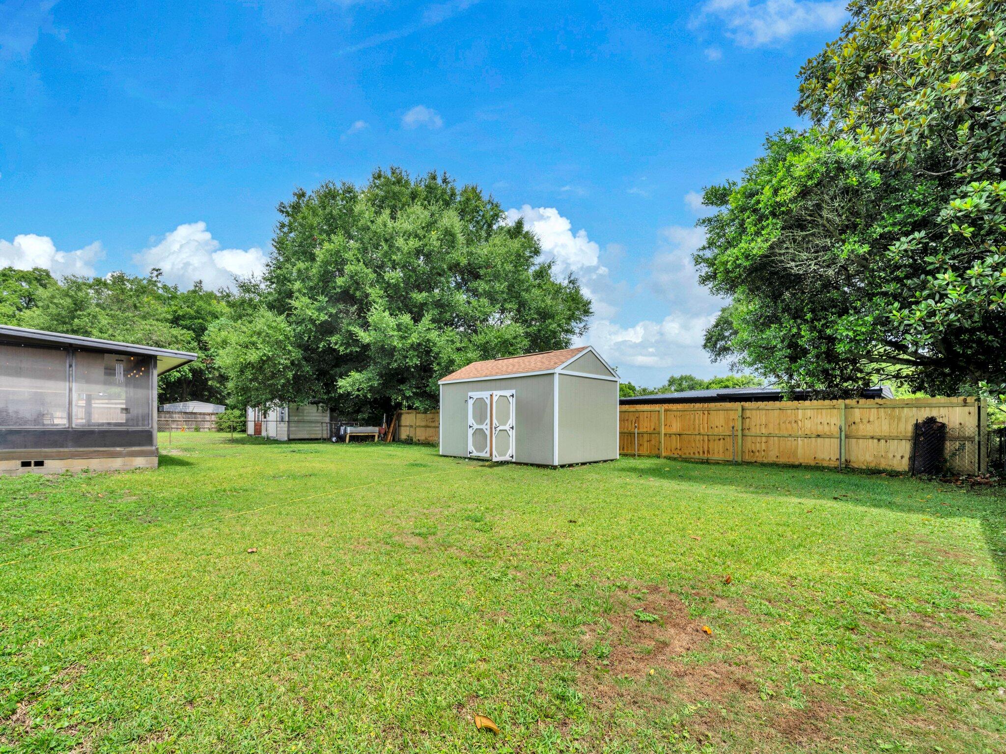 141 NW Rainbow Drive