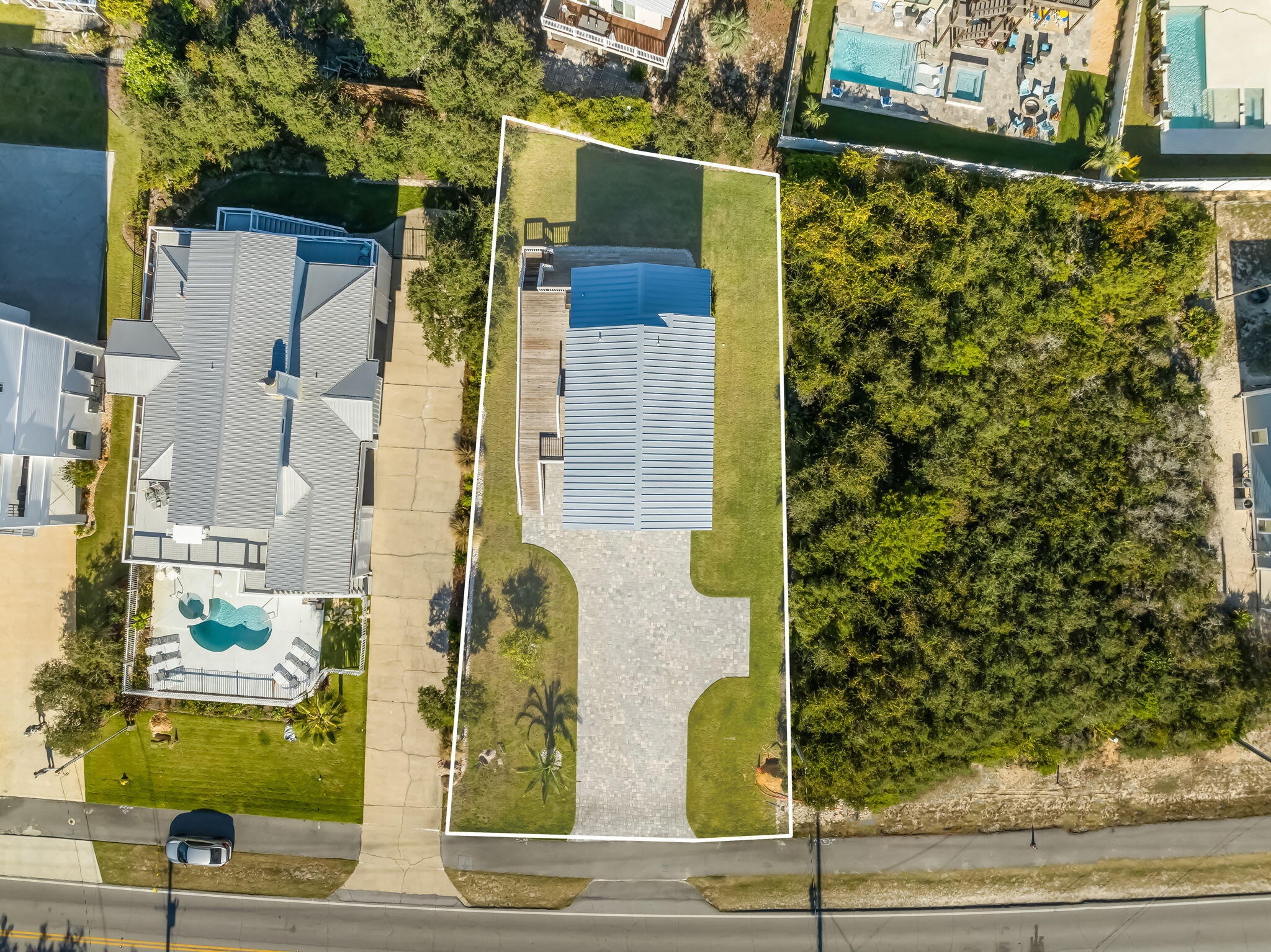 6126 W County Hwy 30A