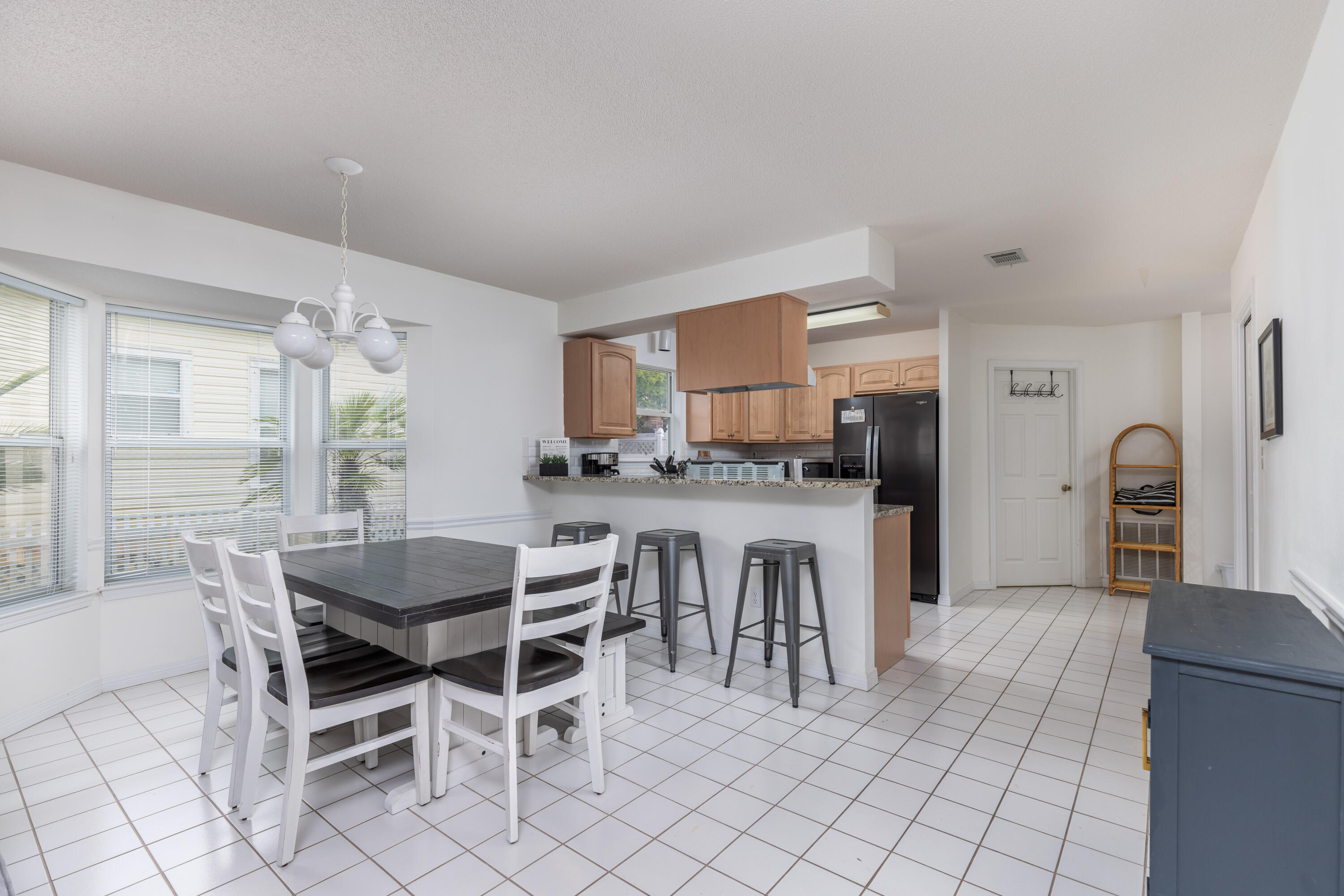 4450 Ocean View Drive