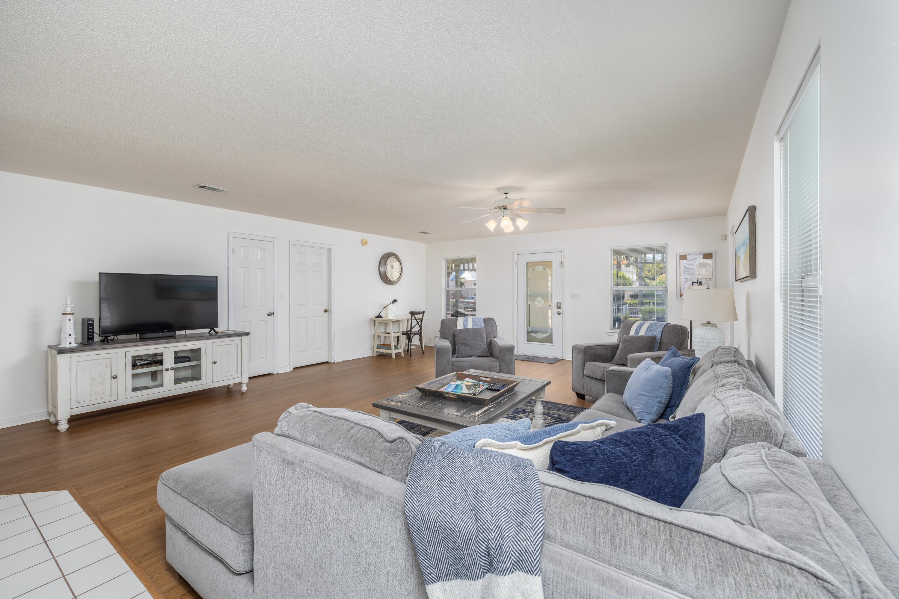 4450 Ocean View Drive