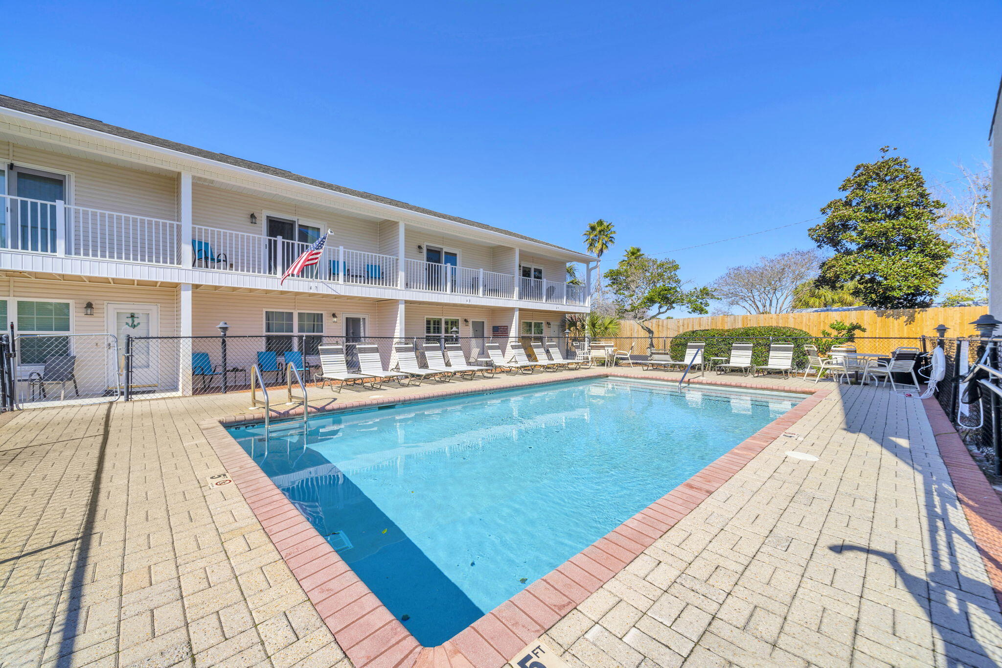 241 Ellis Road UNIT 43