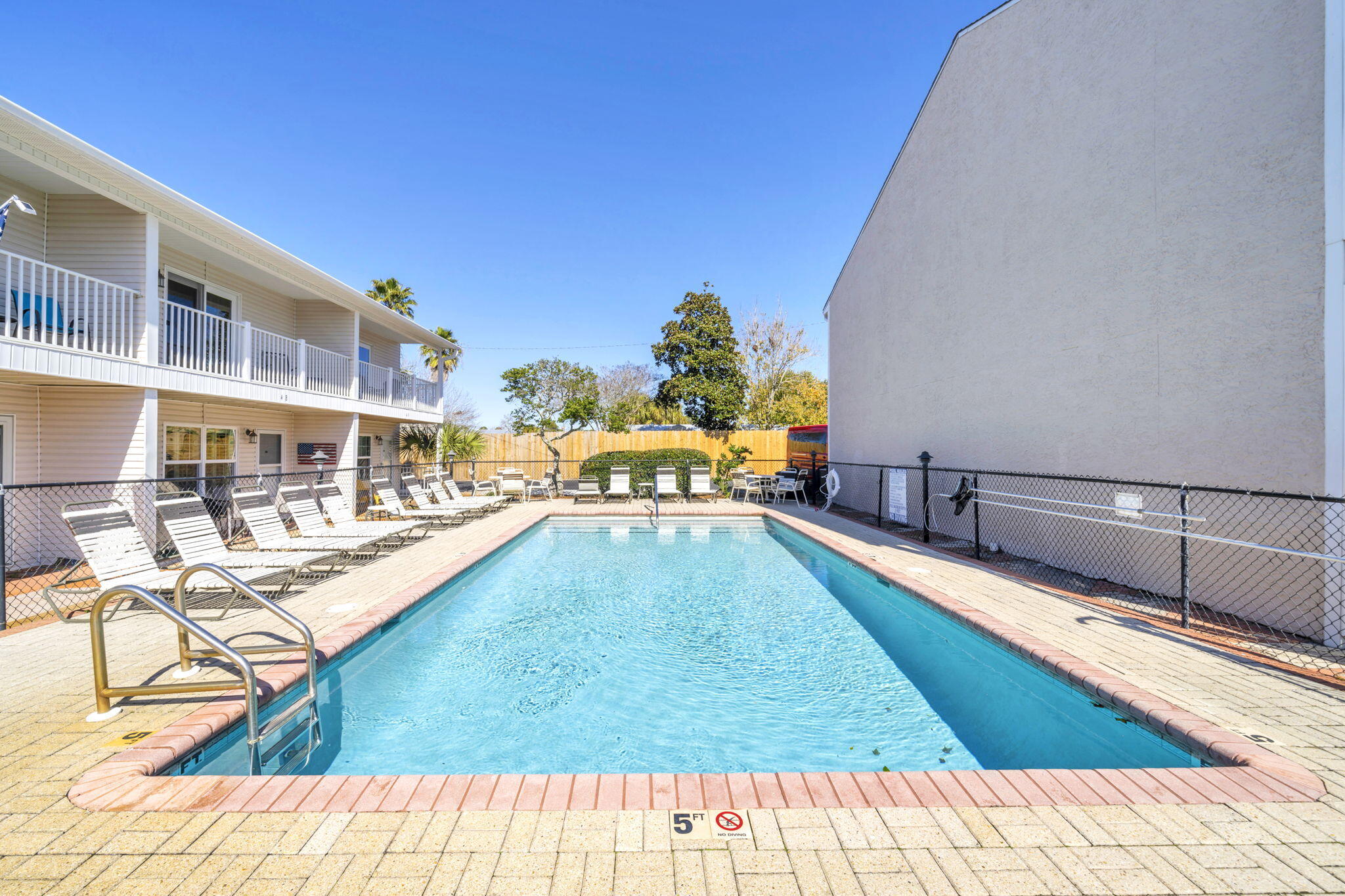 241 Ellis Road UNIT 43