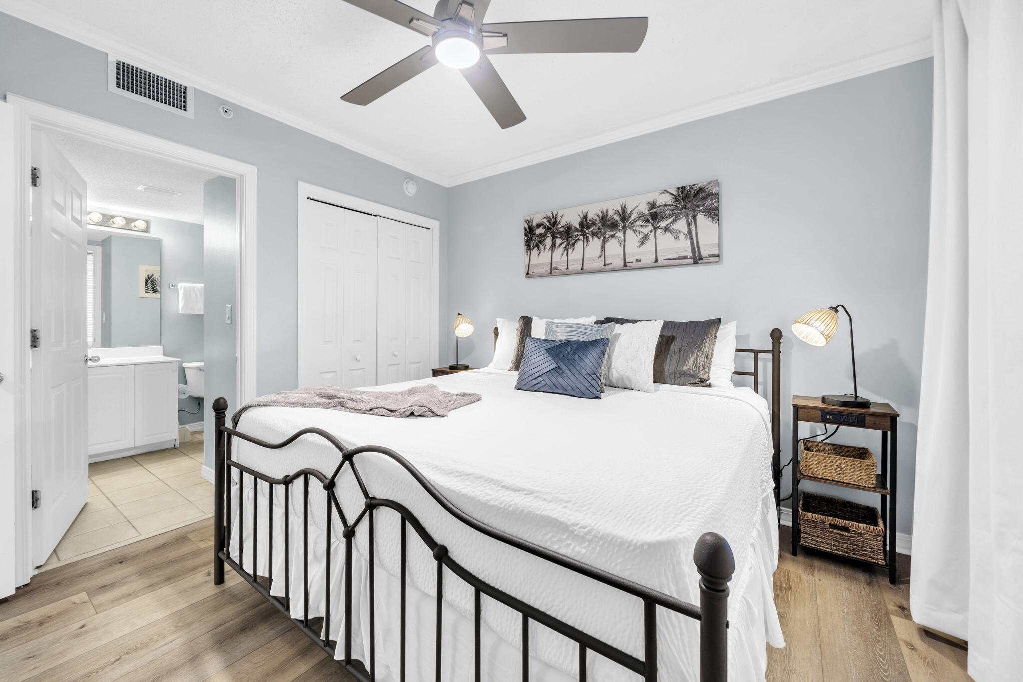 520 Santa Rosa Boulevard 100