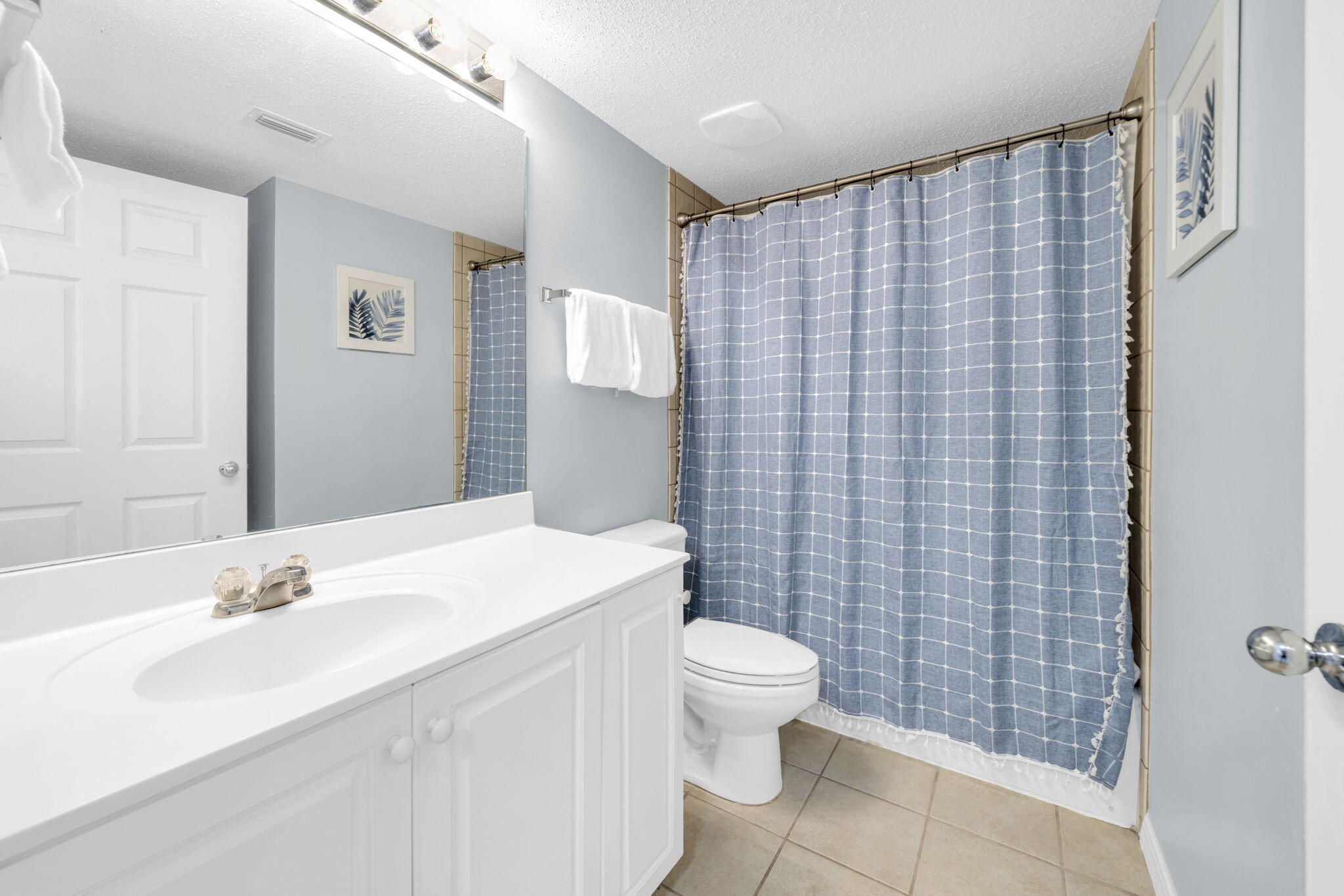 520 Santa Rosa Boulevard 100