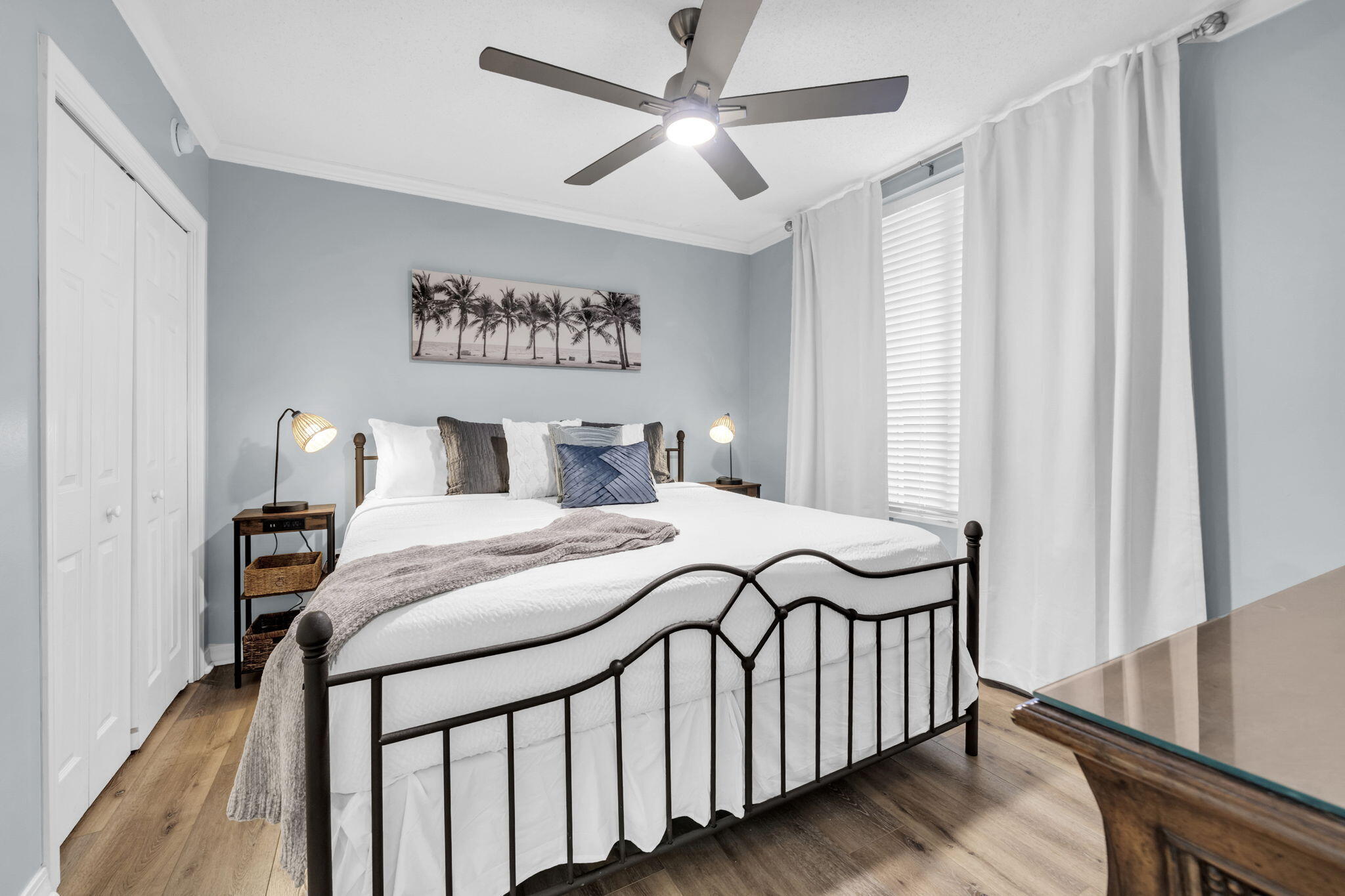 520 Santa Rosa Boulevard 100