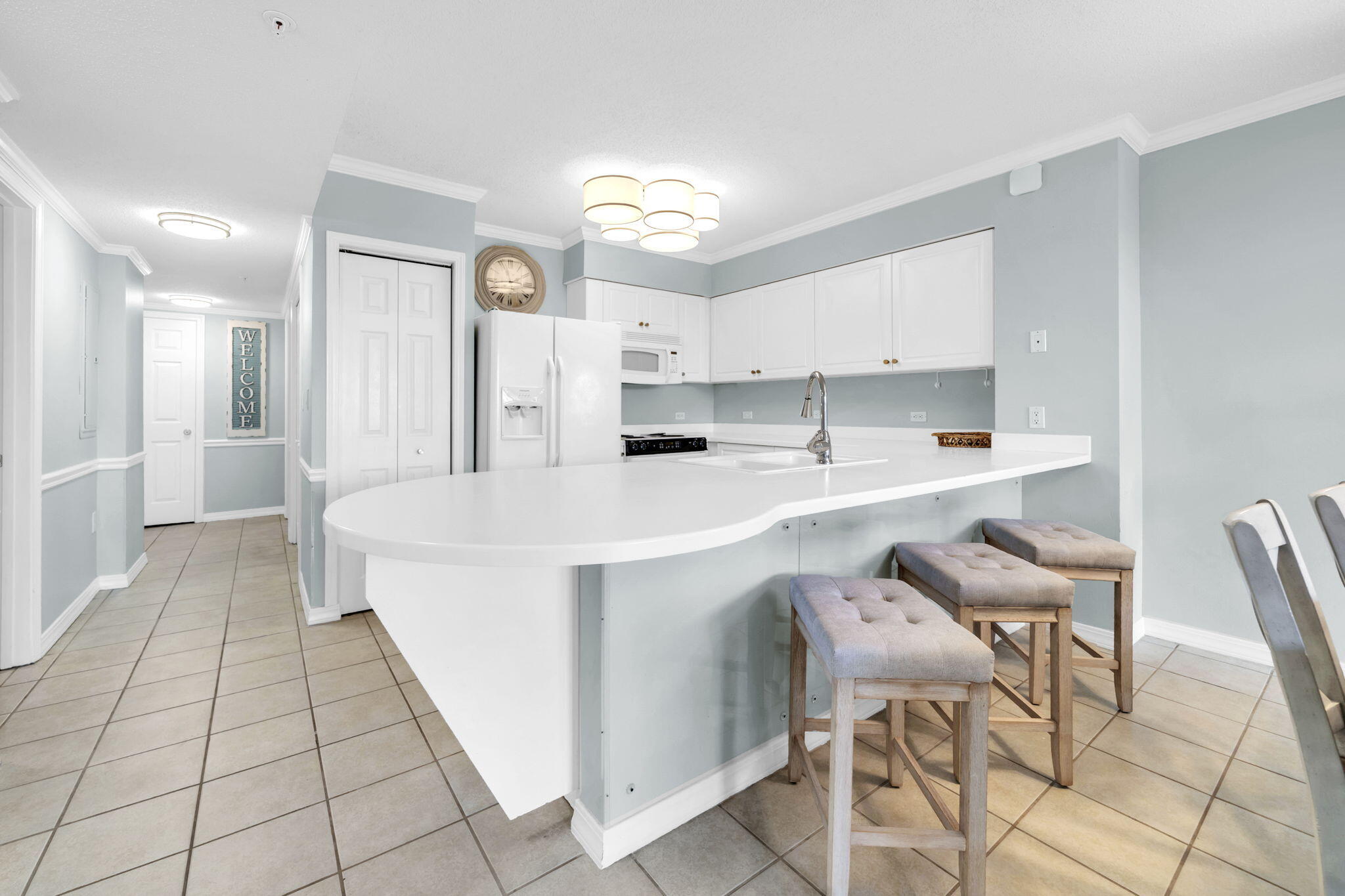 520 Santa Rosa Boulevard 100