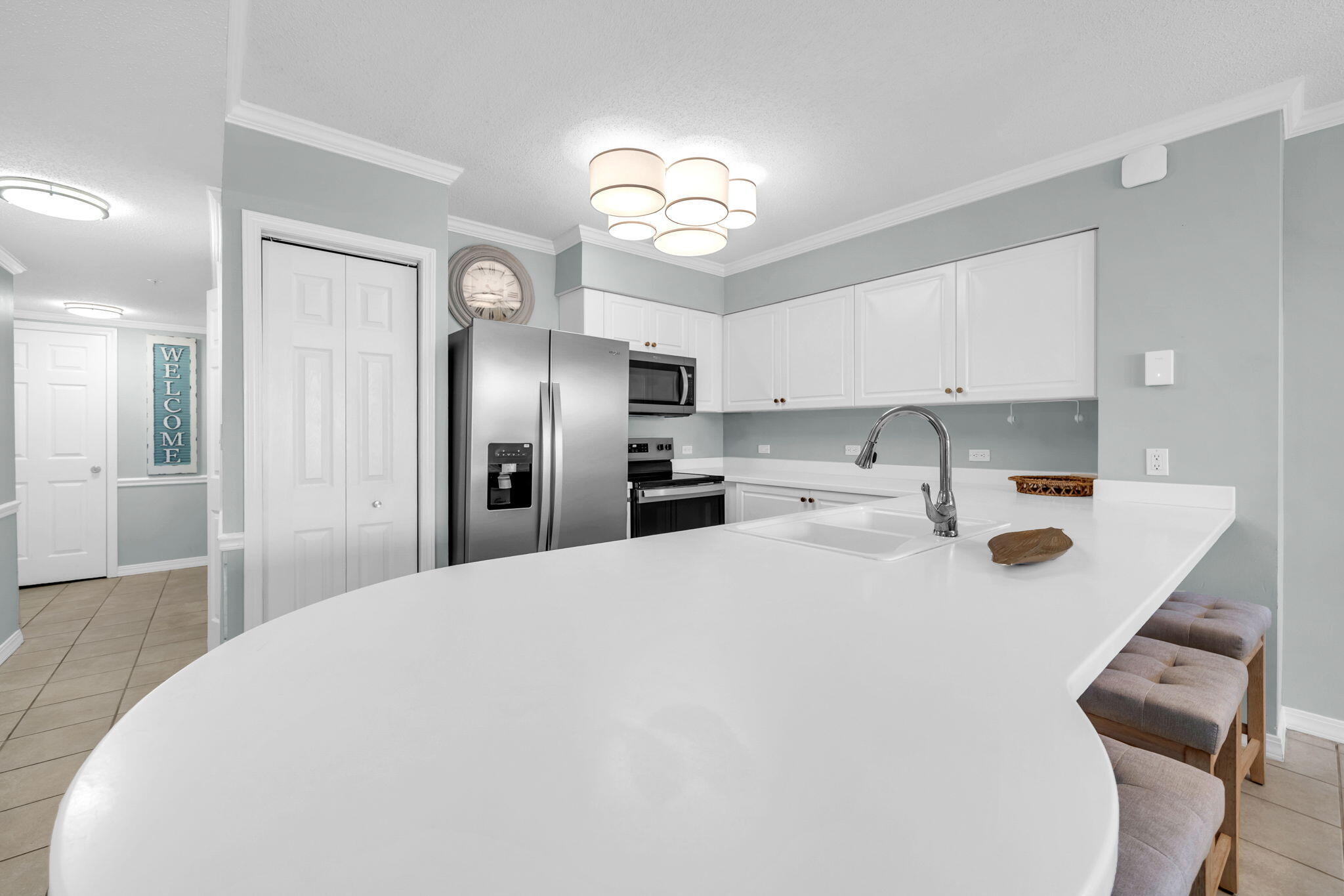 520 Santa Rosa Boulevard 100