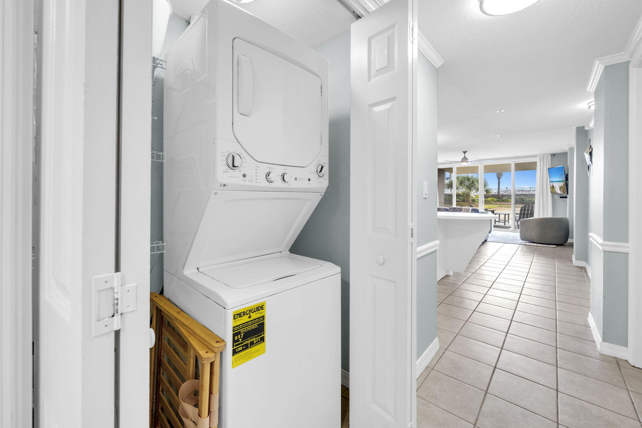520 Santa Rosa Boulevard 100