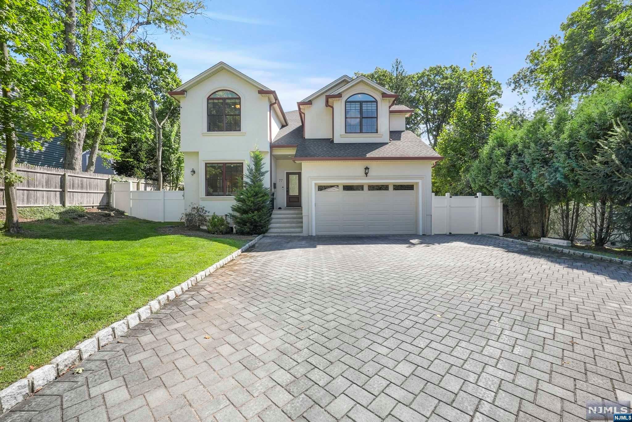 77 Legion Place