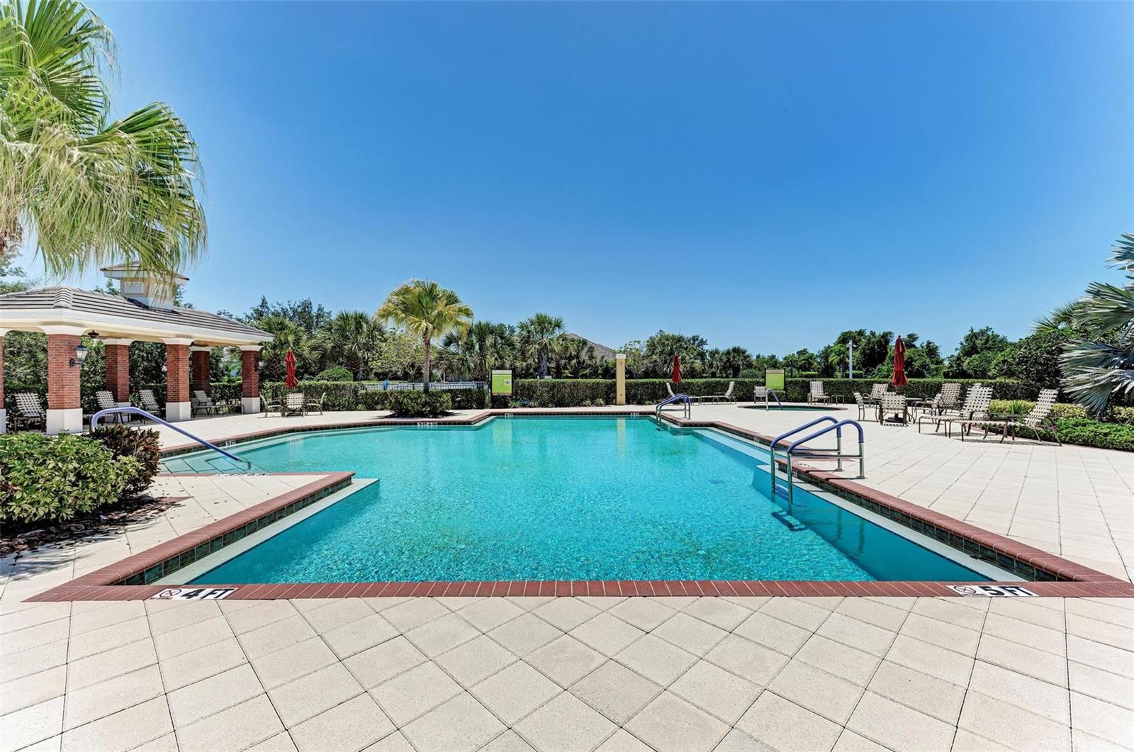 12715 LAKE SILVER AVE