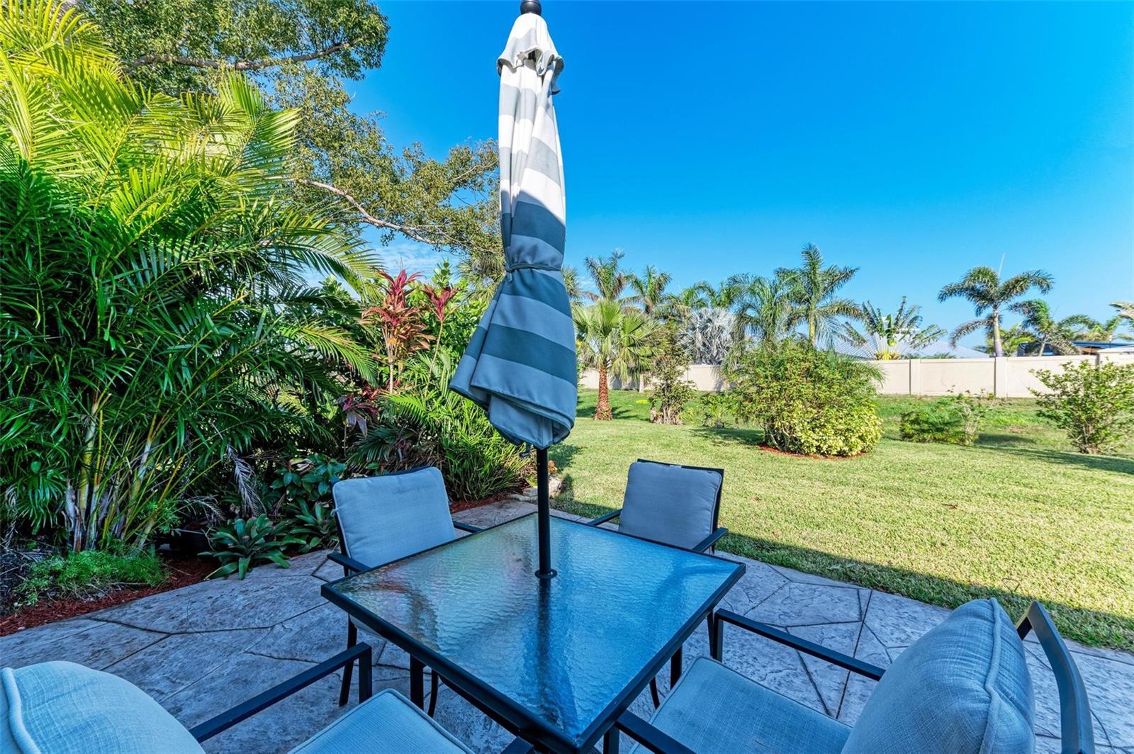 8750 SW LIVERPOOL RD