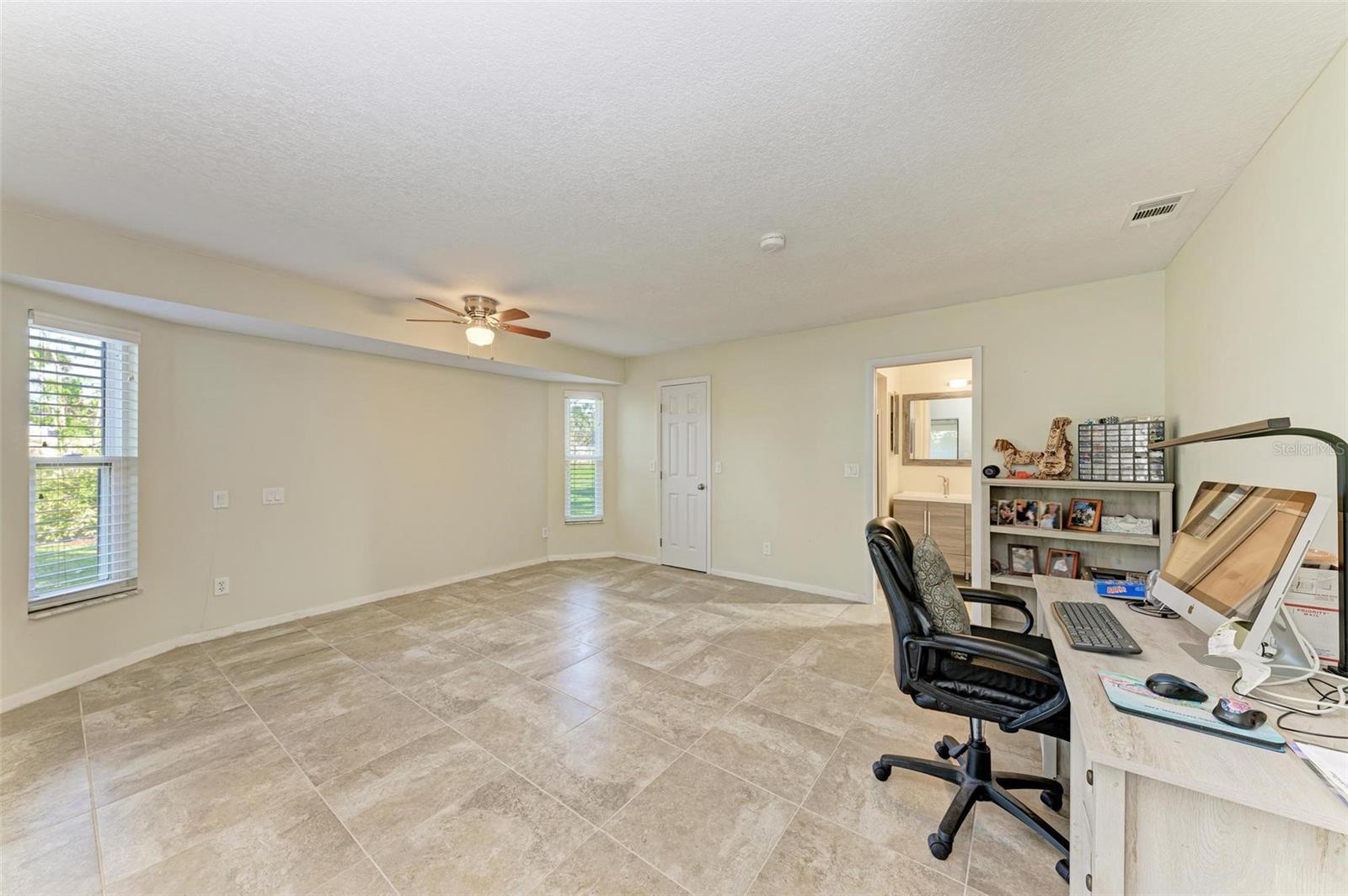 8750 SW LIVERPOOL RD