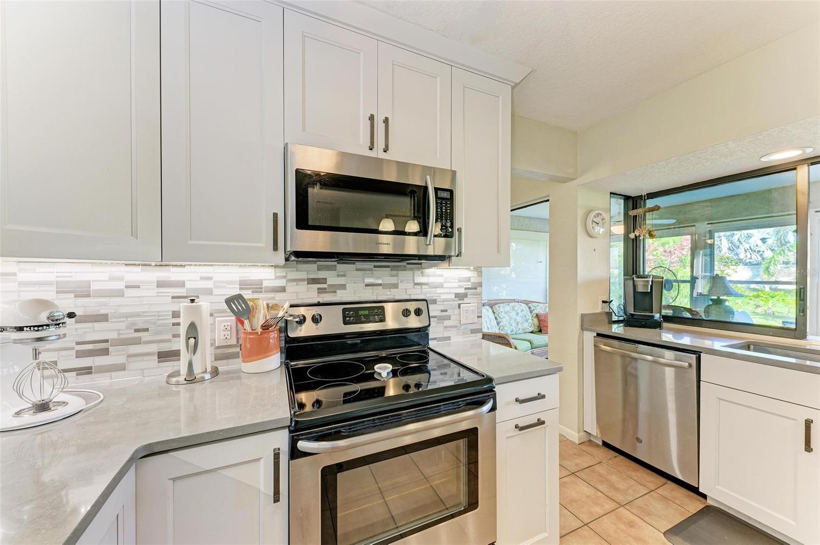 8750 SW LIVERPOOL RD