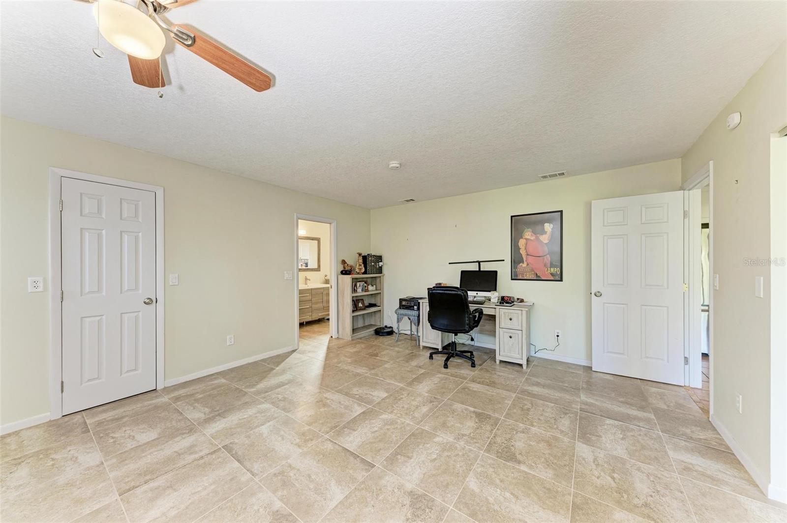 8750 SW LIVERPOOL RD