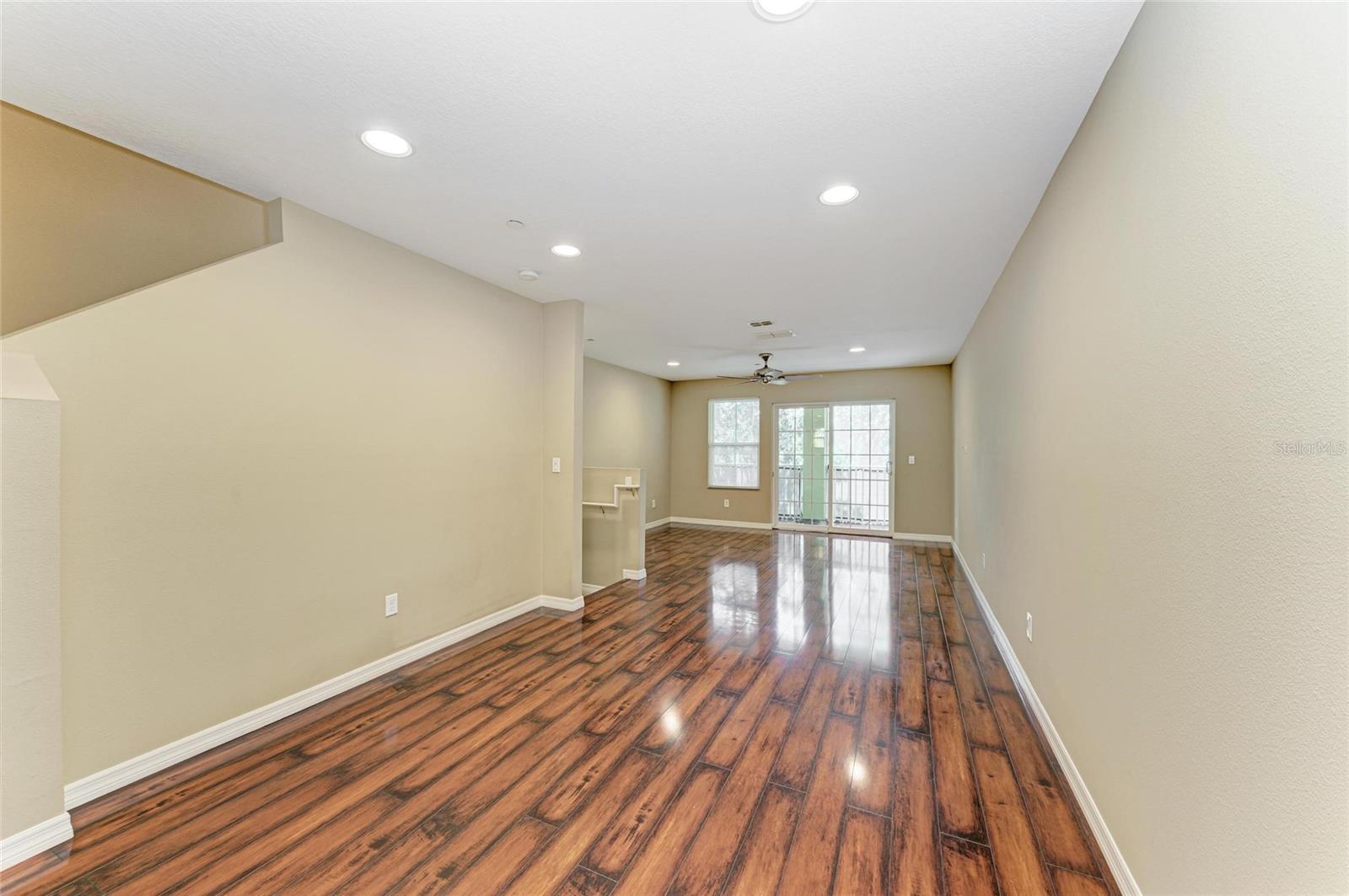 8943 WHITE SAGE LOOP