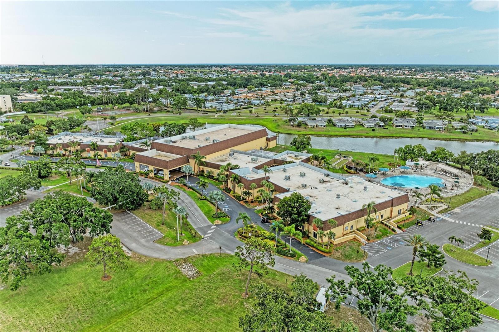 1906 CANTERBURY LN #16