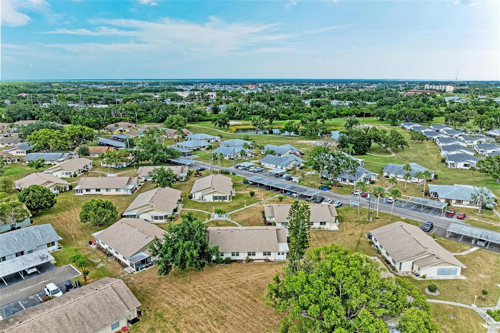 1906 CANTERBURY LN #16