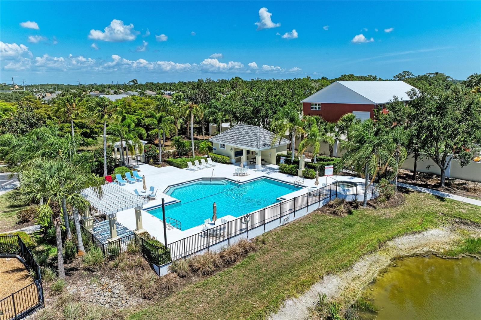 5234 AQUA BREEZE DR