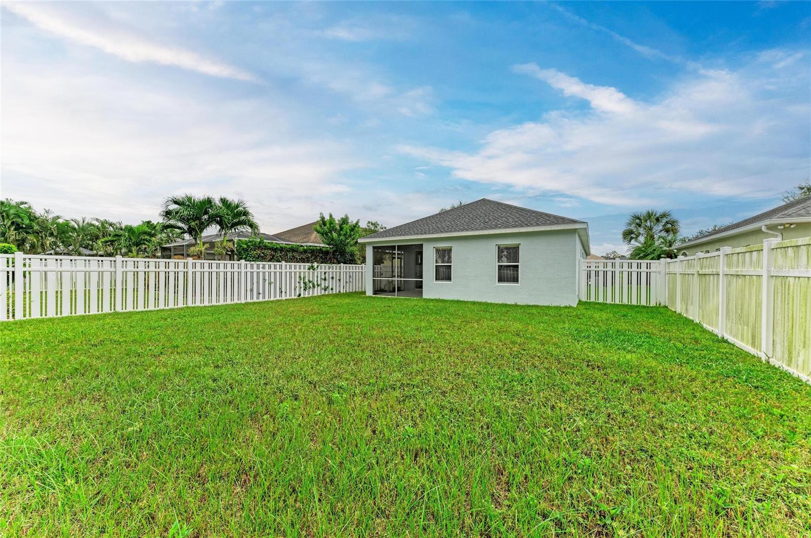 5234 AQUA BREEZE DR