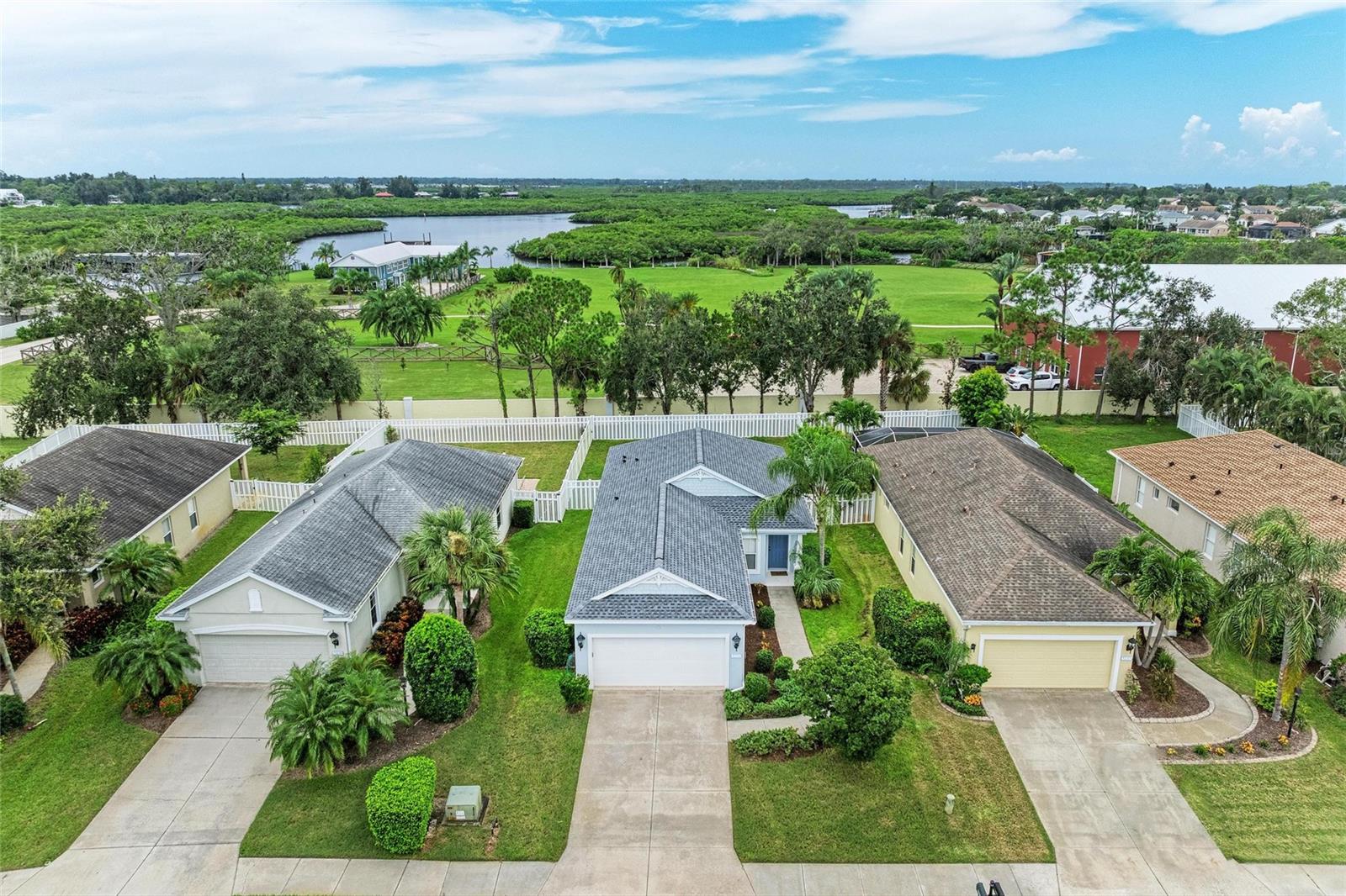 5234 AQUA BREEZE DR