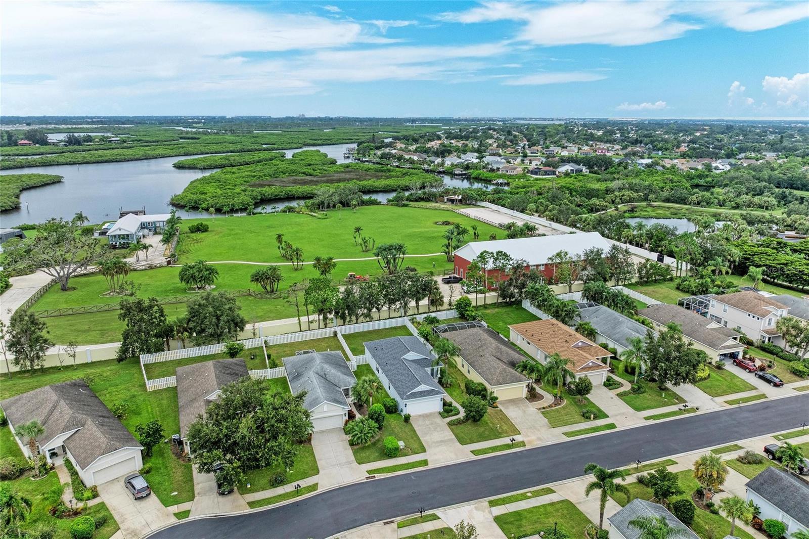 5234 AQUA BREEZE DR