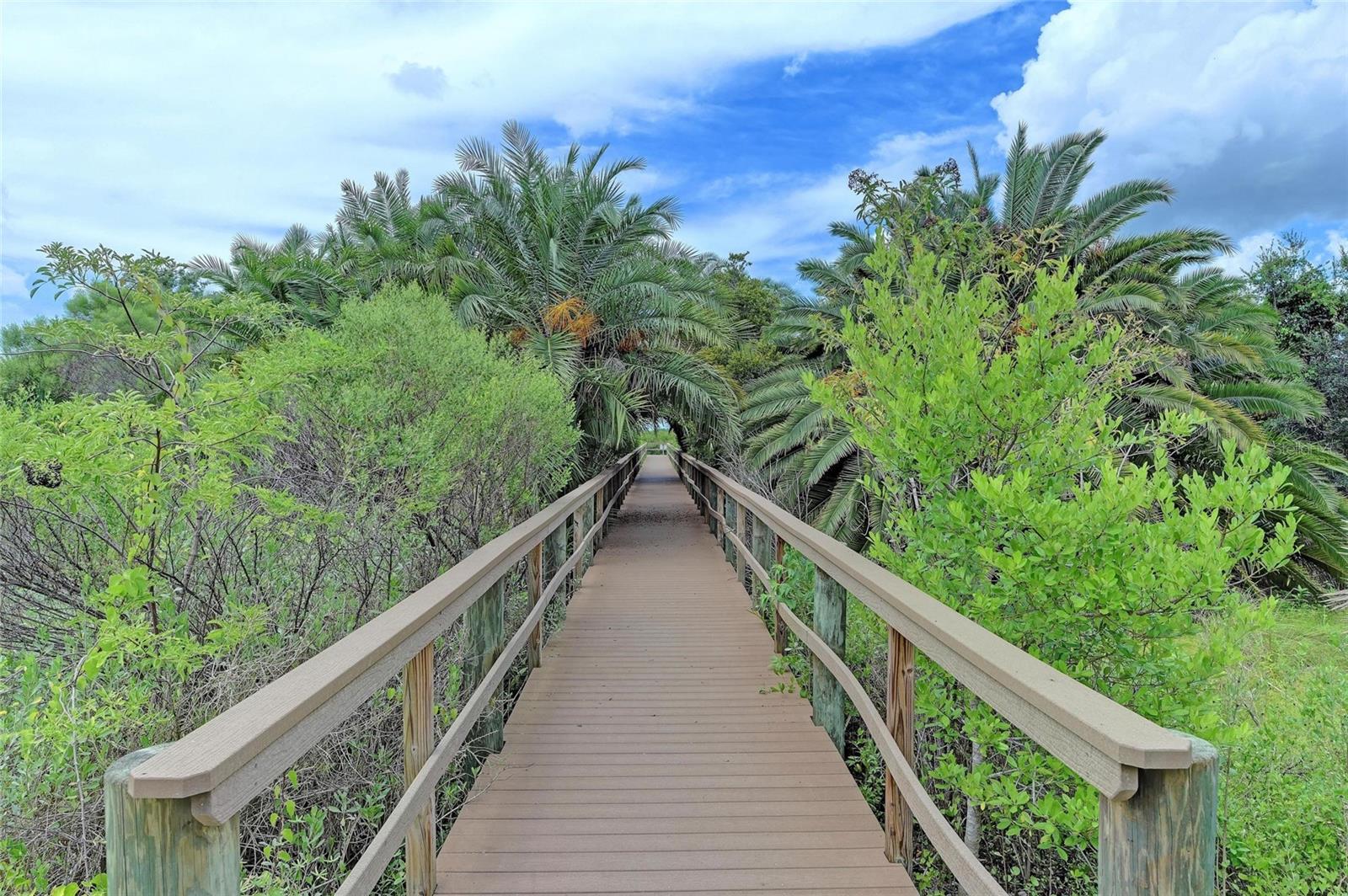 5234 AQUA BREEZE DR