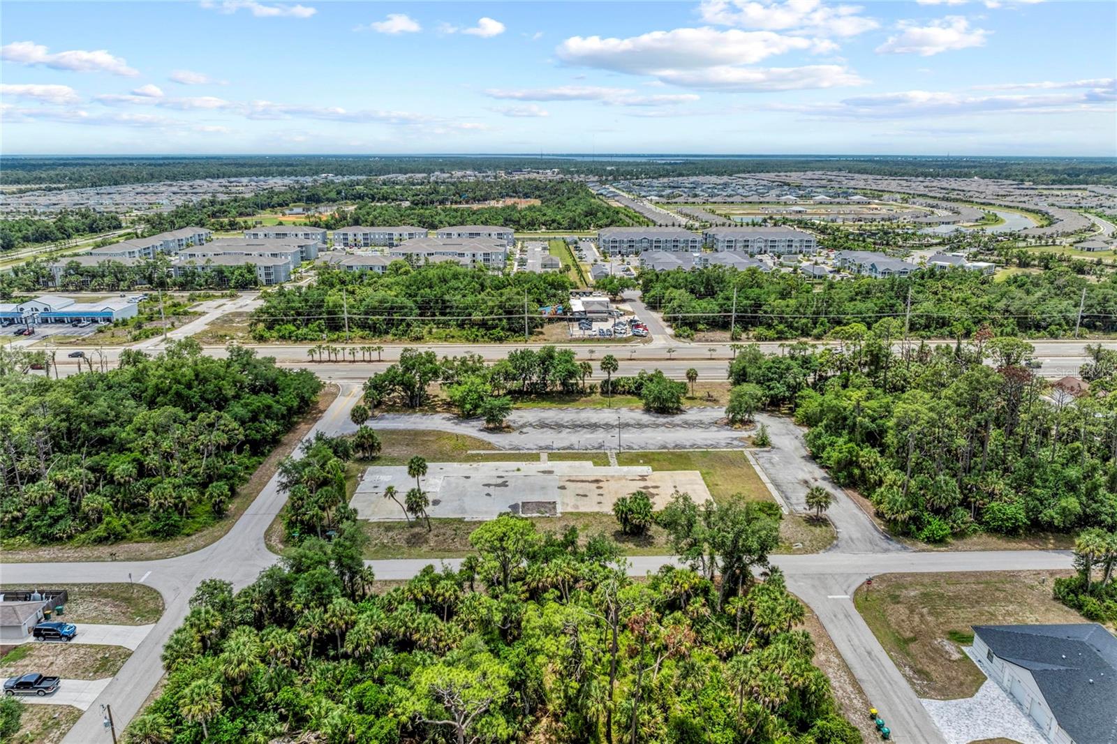 640 TAMIAMI TRL