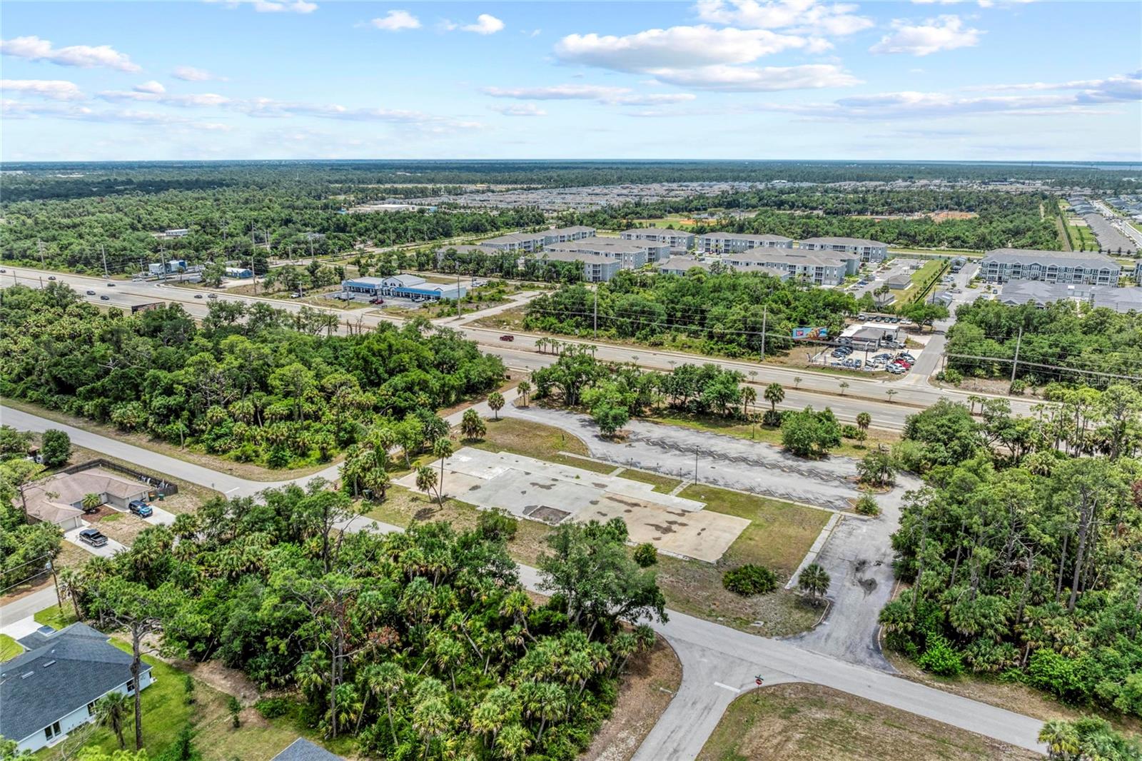 640 TAMIAMI TRL
