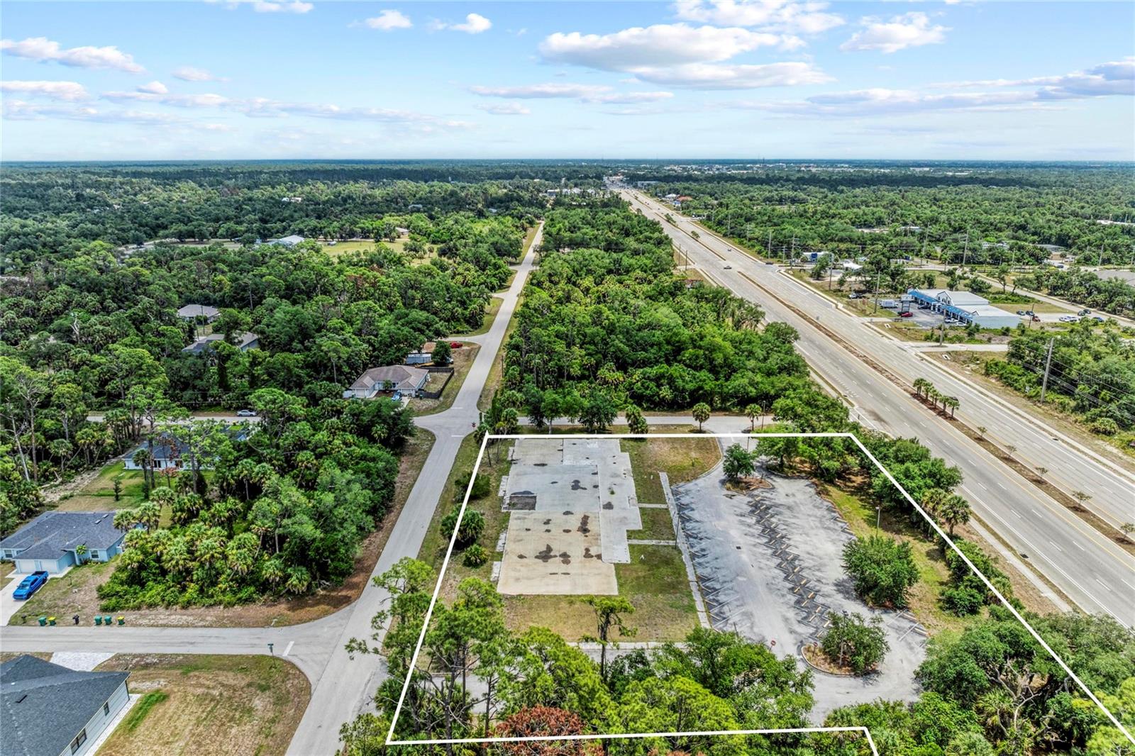 640 TAMIAMI TRL