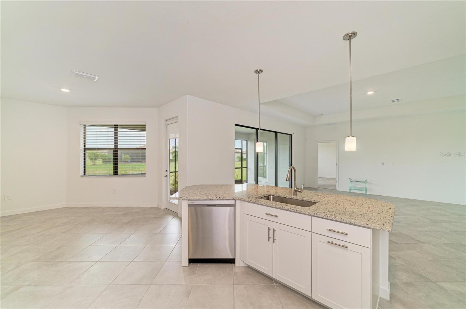 15332 SERENE SHORES LOOP