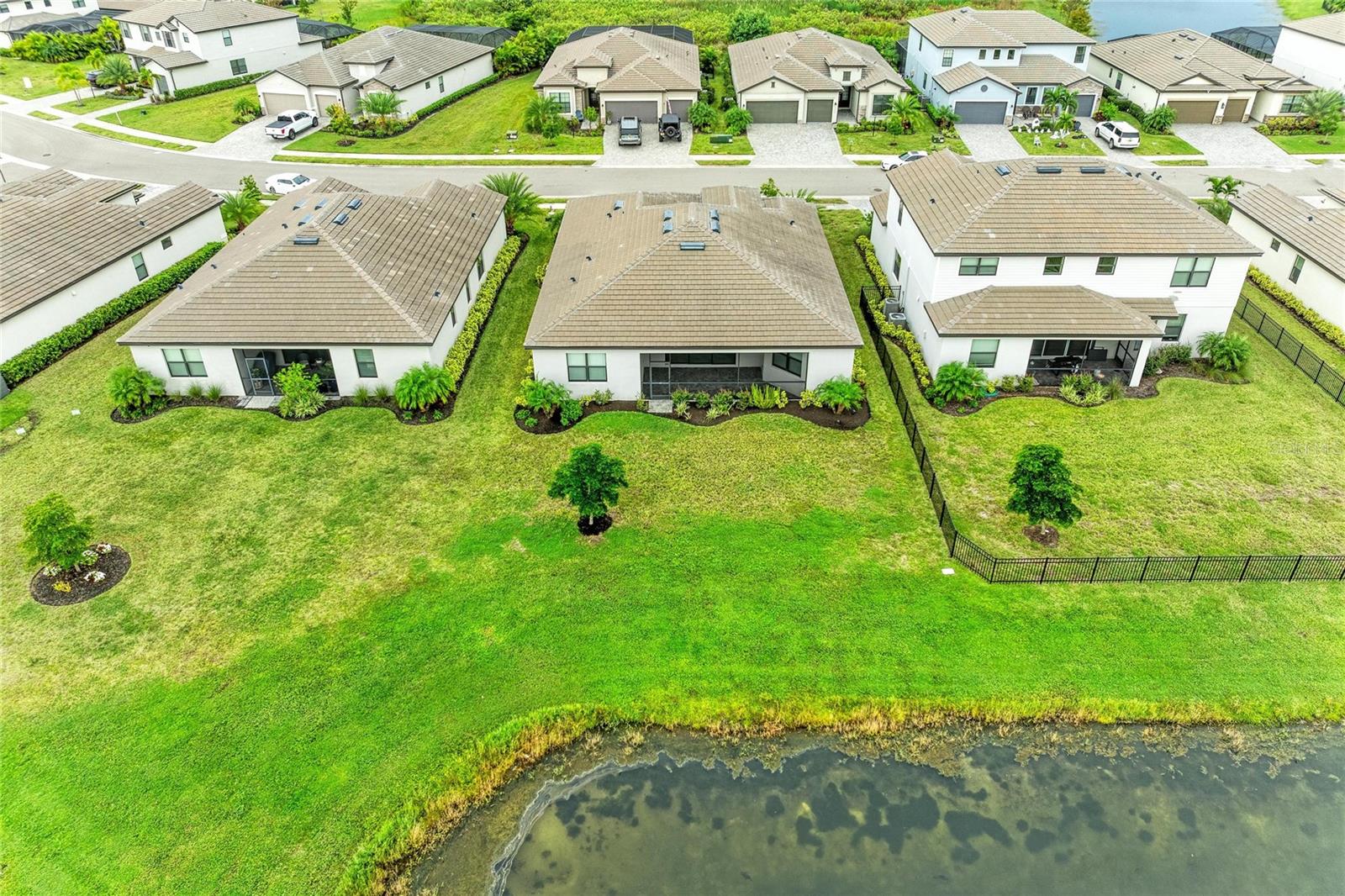 15332 SERENE SHORES LOOP