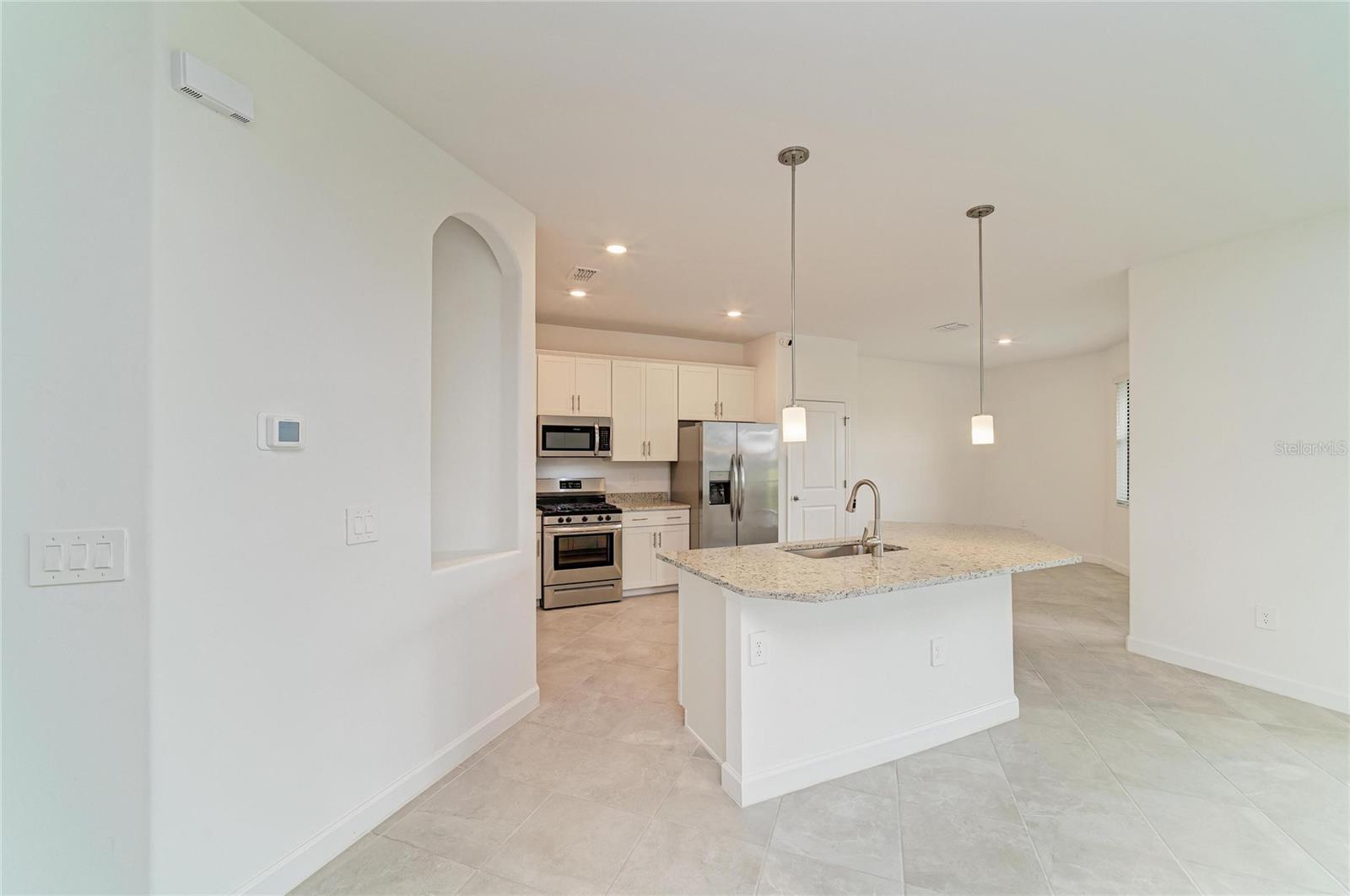 15332 SERENE SHORES LOOP