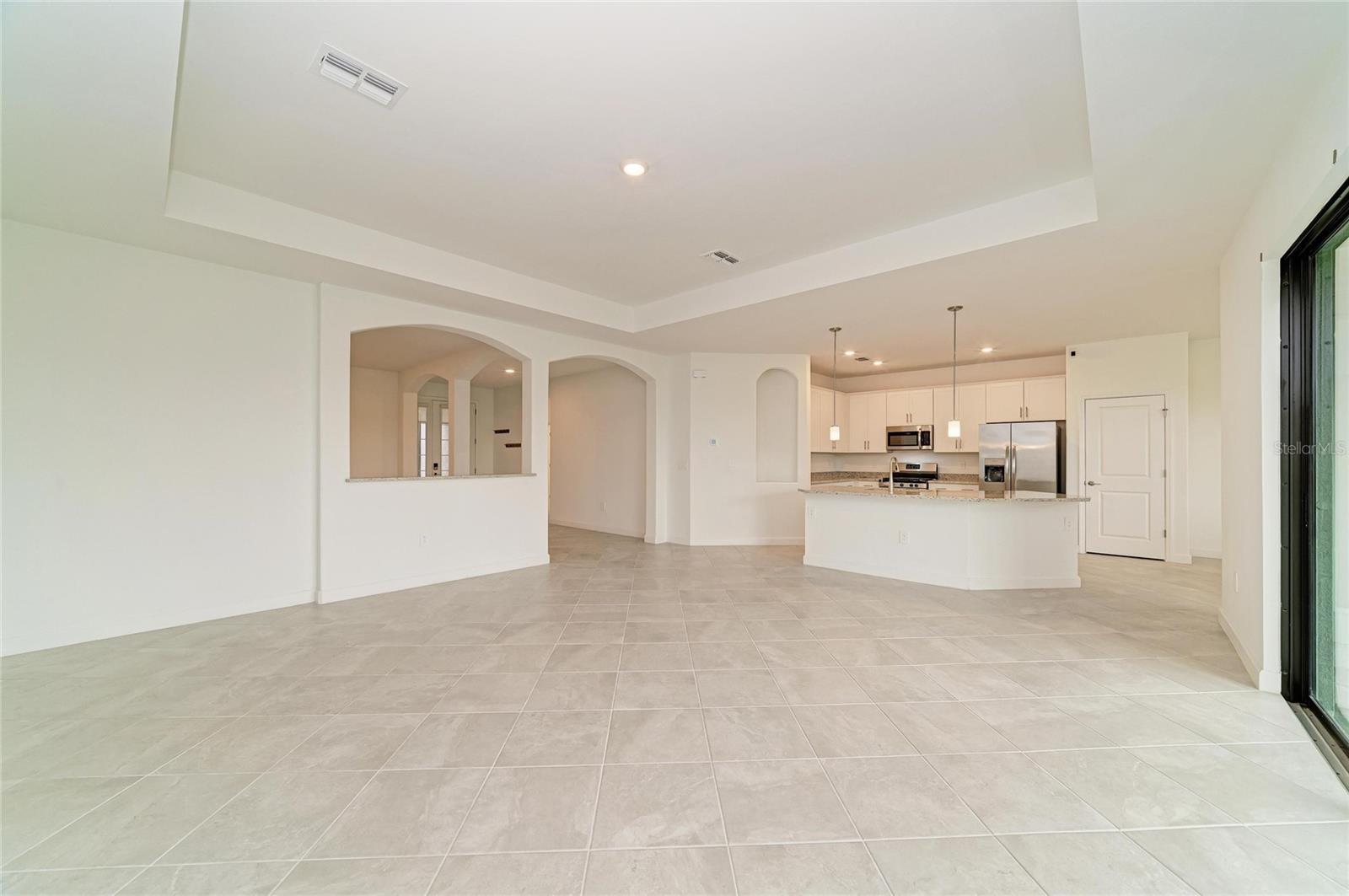 15332 SERENE SHORES LOOP